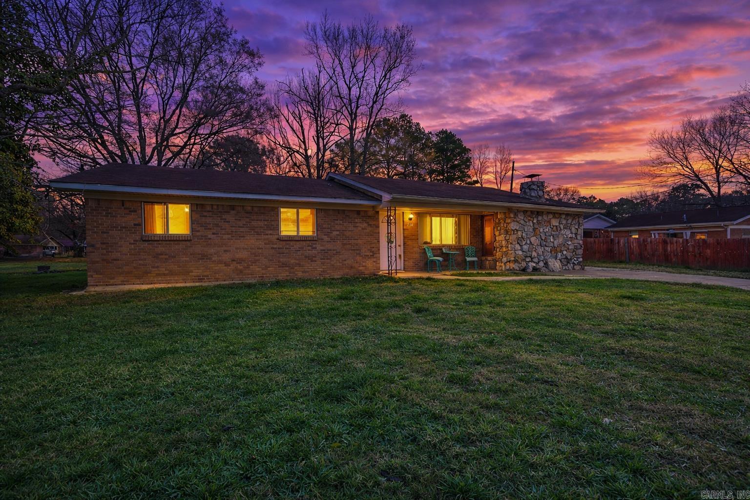 714 Lakeshore  Glenwood, AR