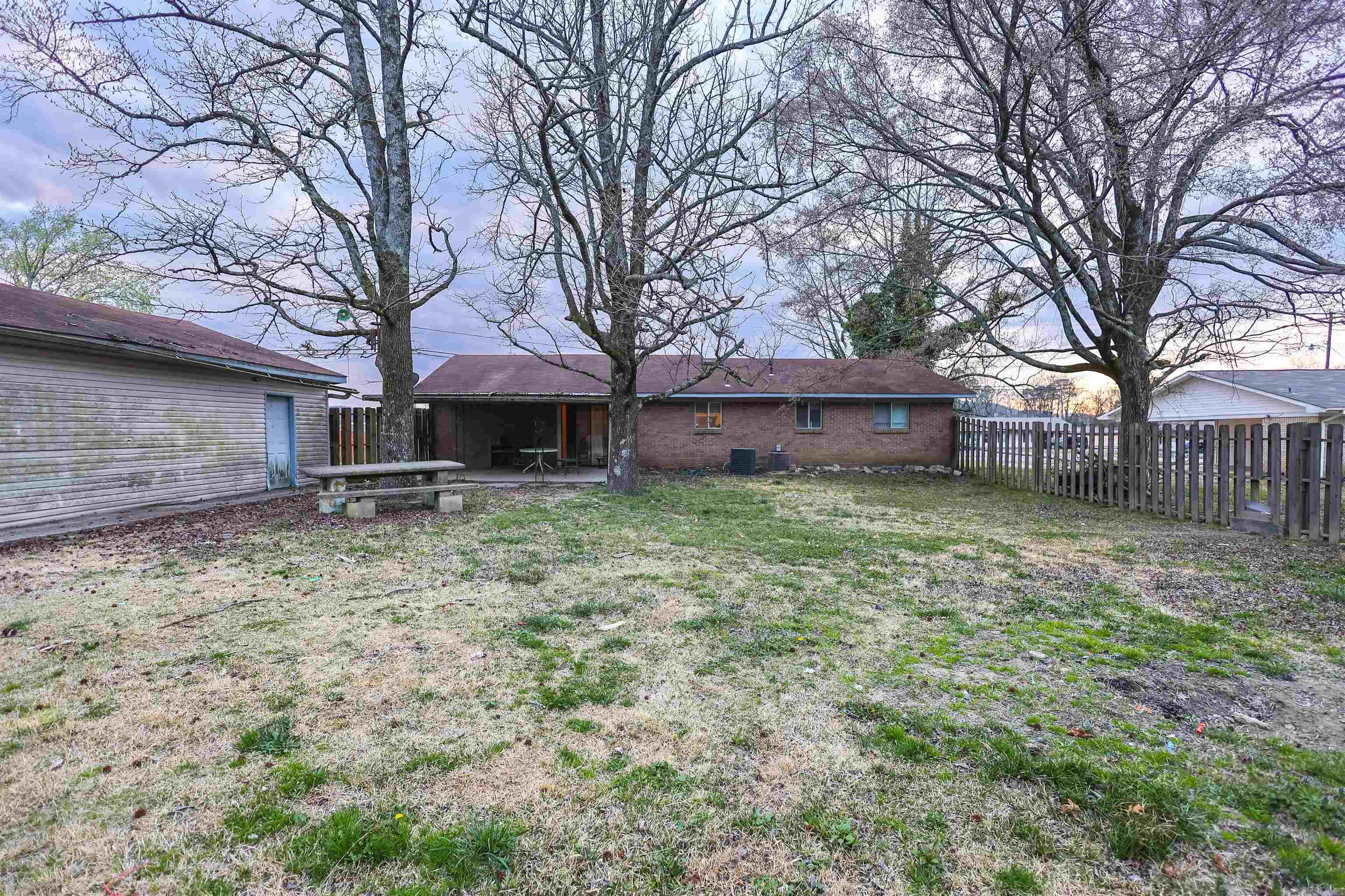 714 Lakeshore  Glenwood, AR