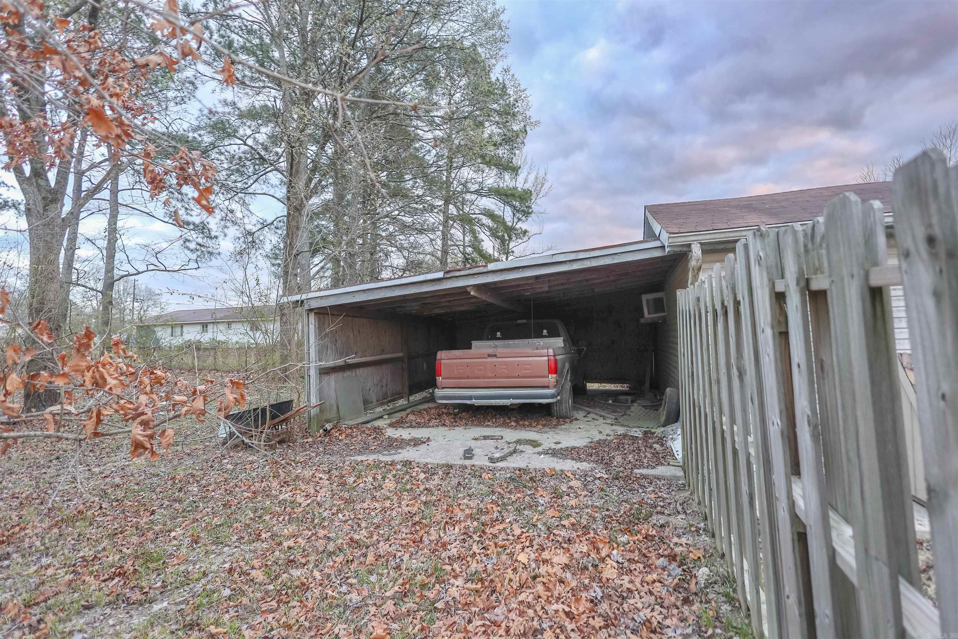 714 Lakeshore  Glenwood, AR