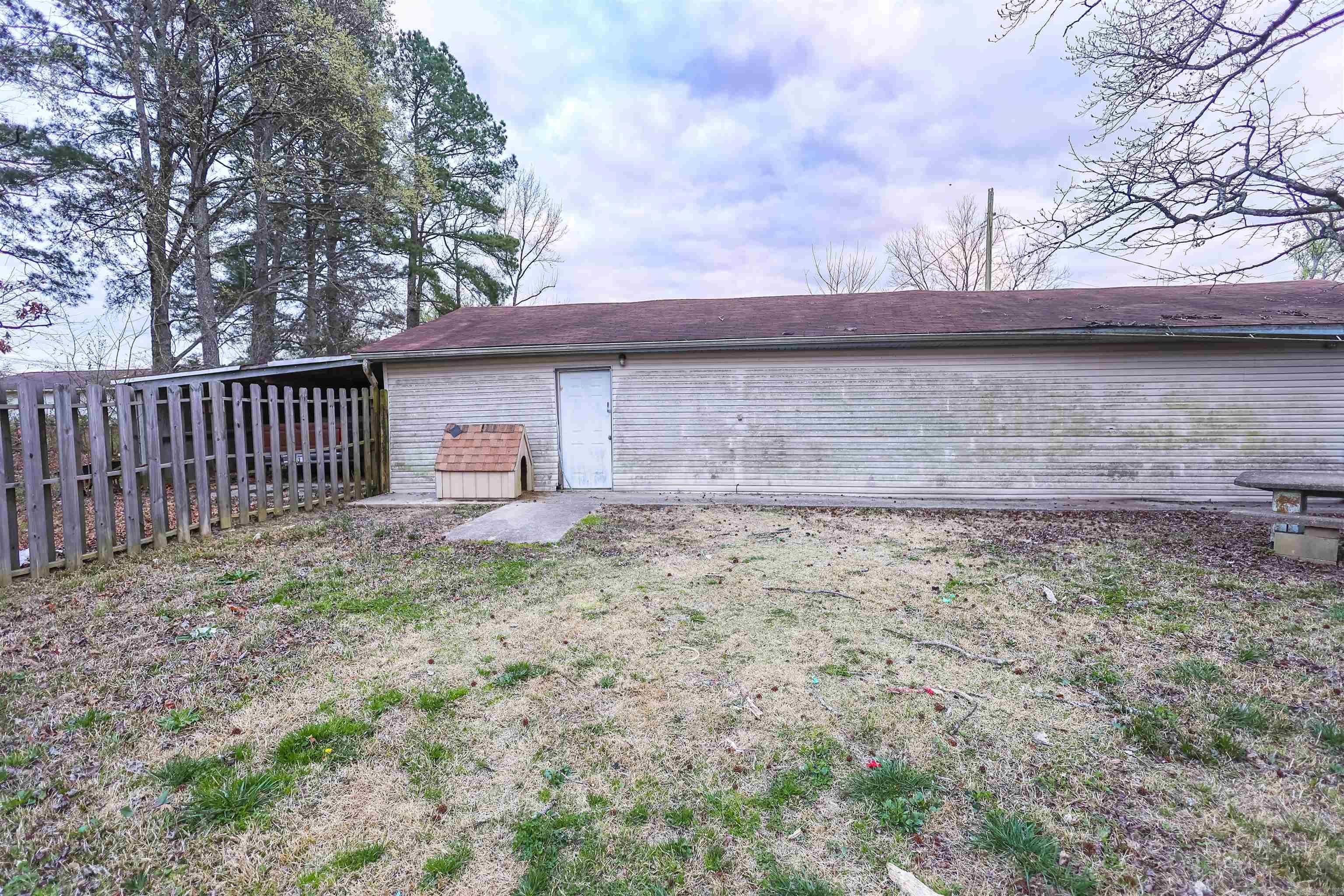 714 Lakeshore  Glenwood, AR