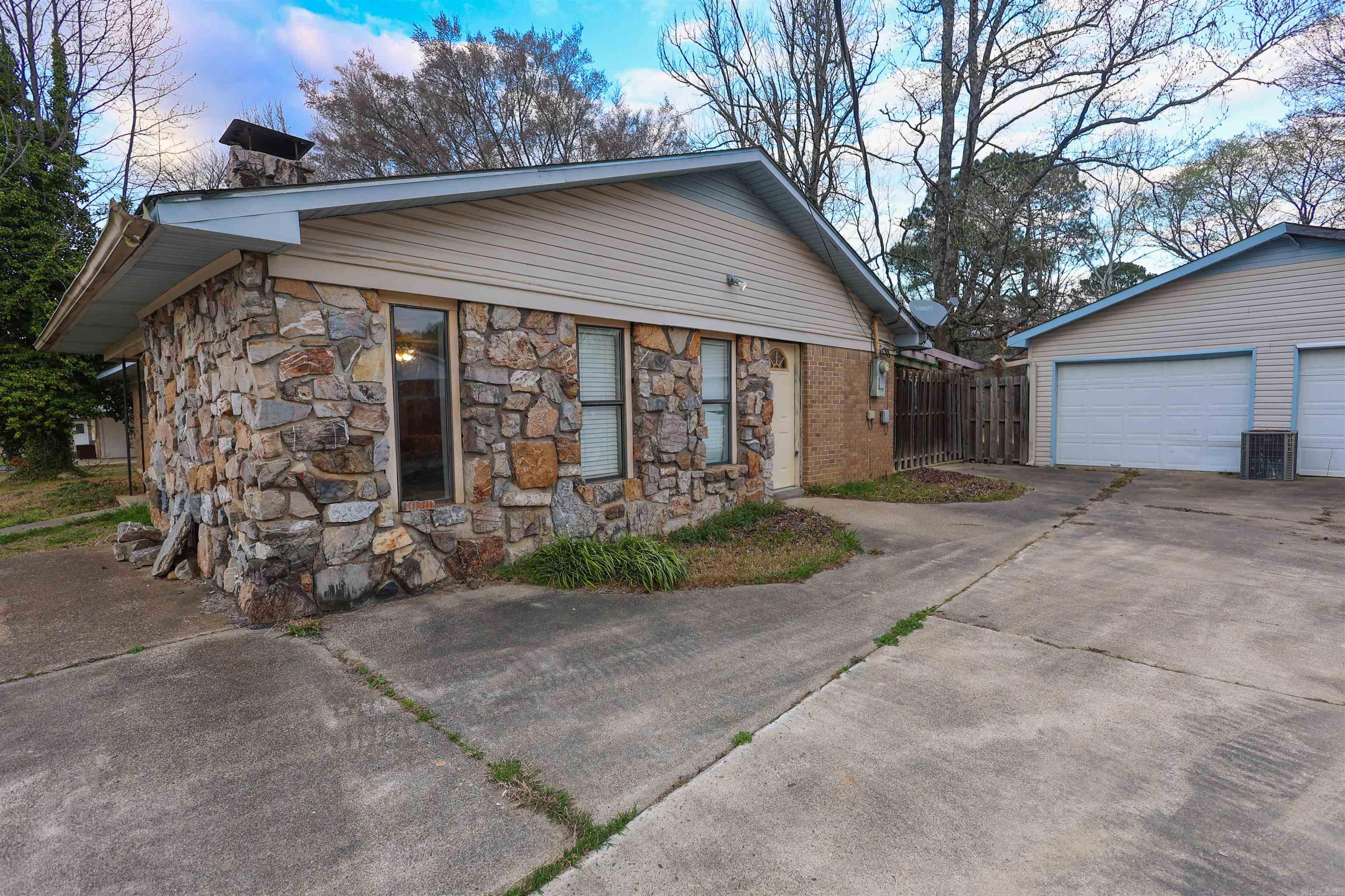 714 Lakeshore  Glenwood, AR