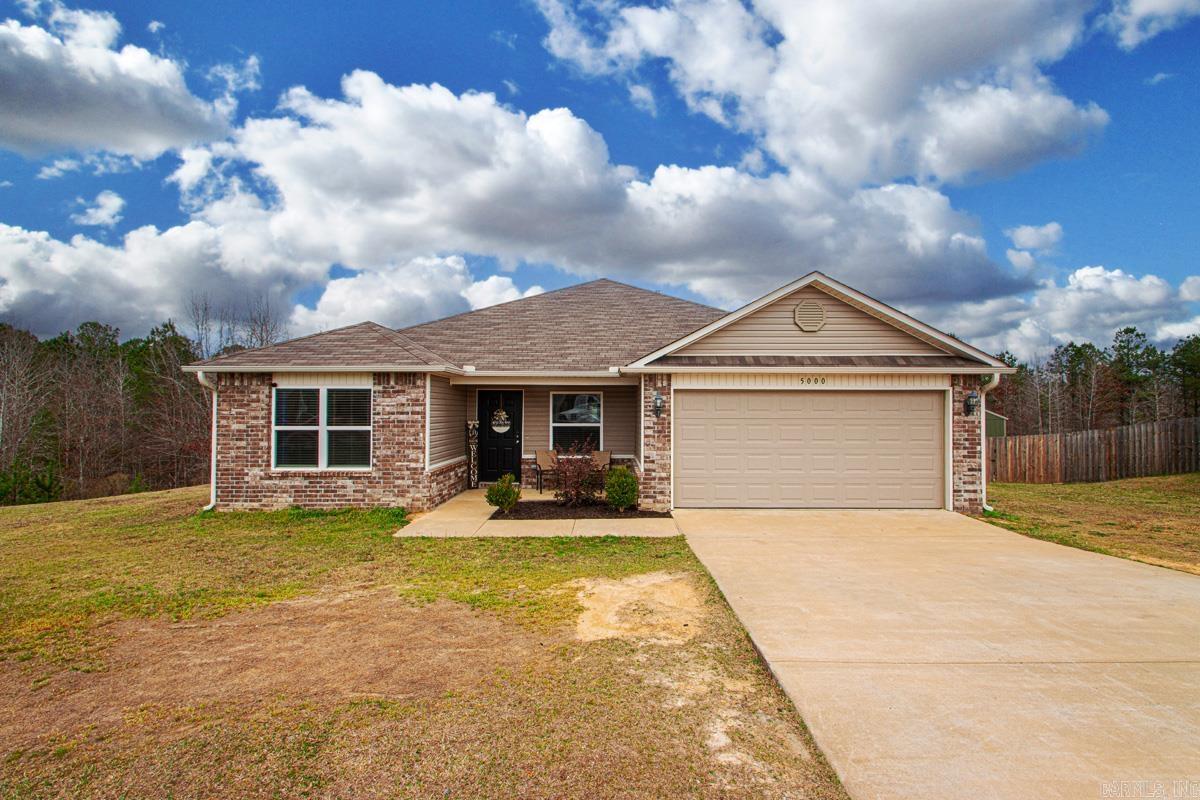 5000 Red Fox Trl  Bauxite, AR