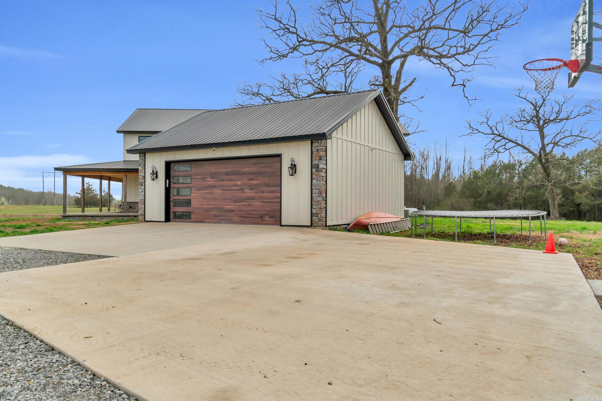 141 Earnie Atkins Rd.  Pangburn, AR