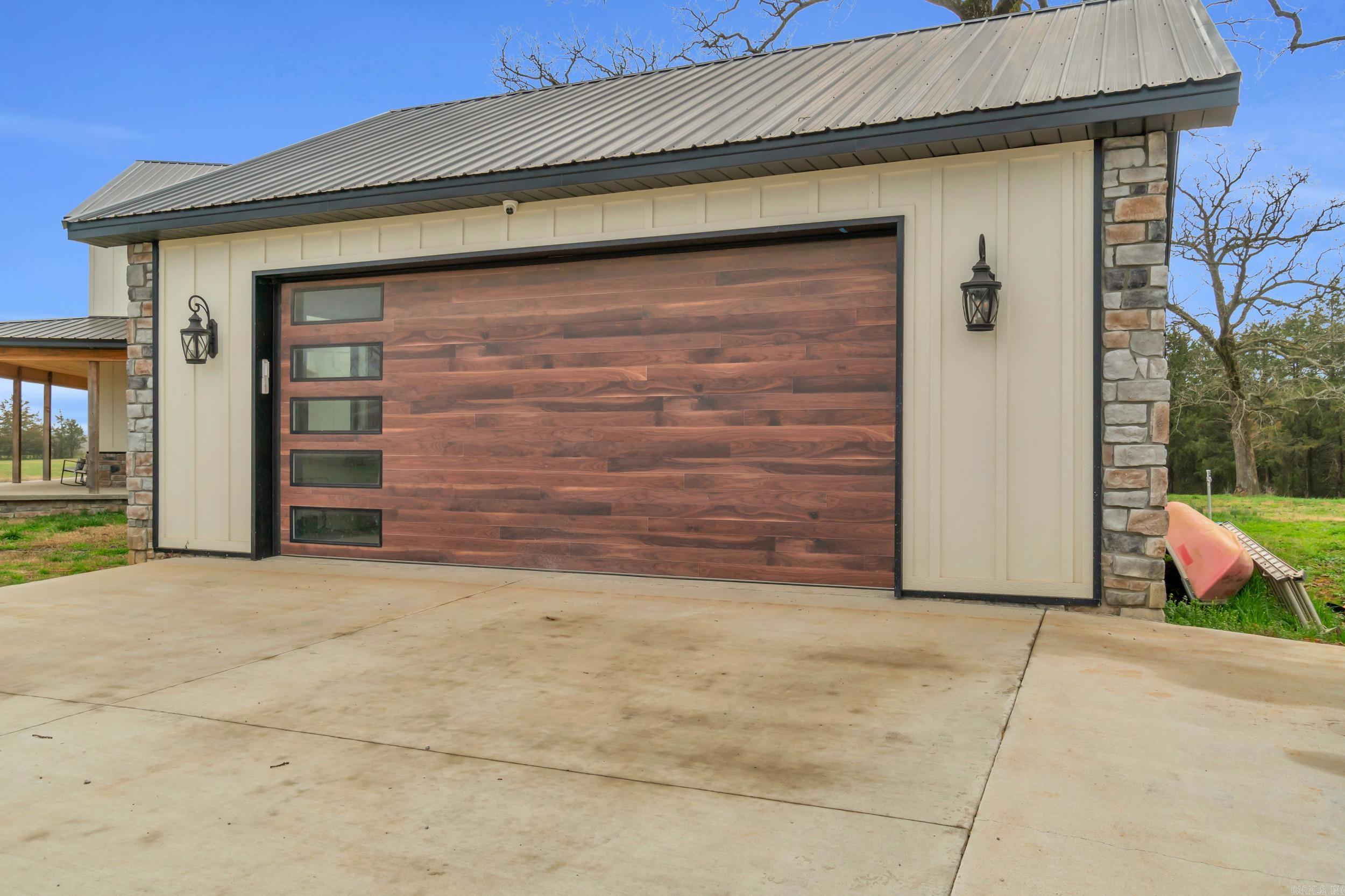 141 Earnie Atkins Rd.  Pangburn, AR