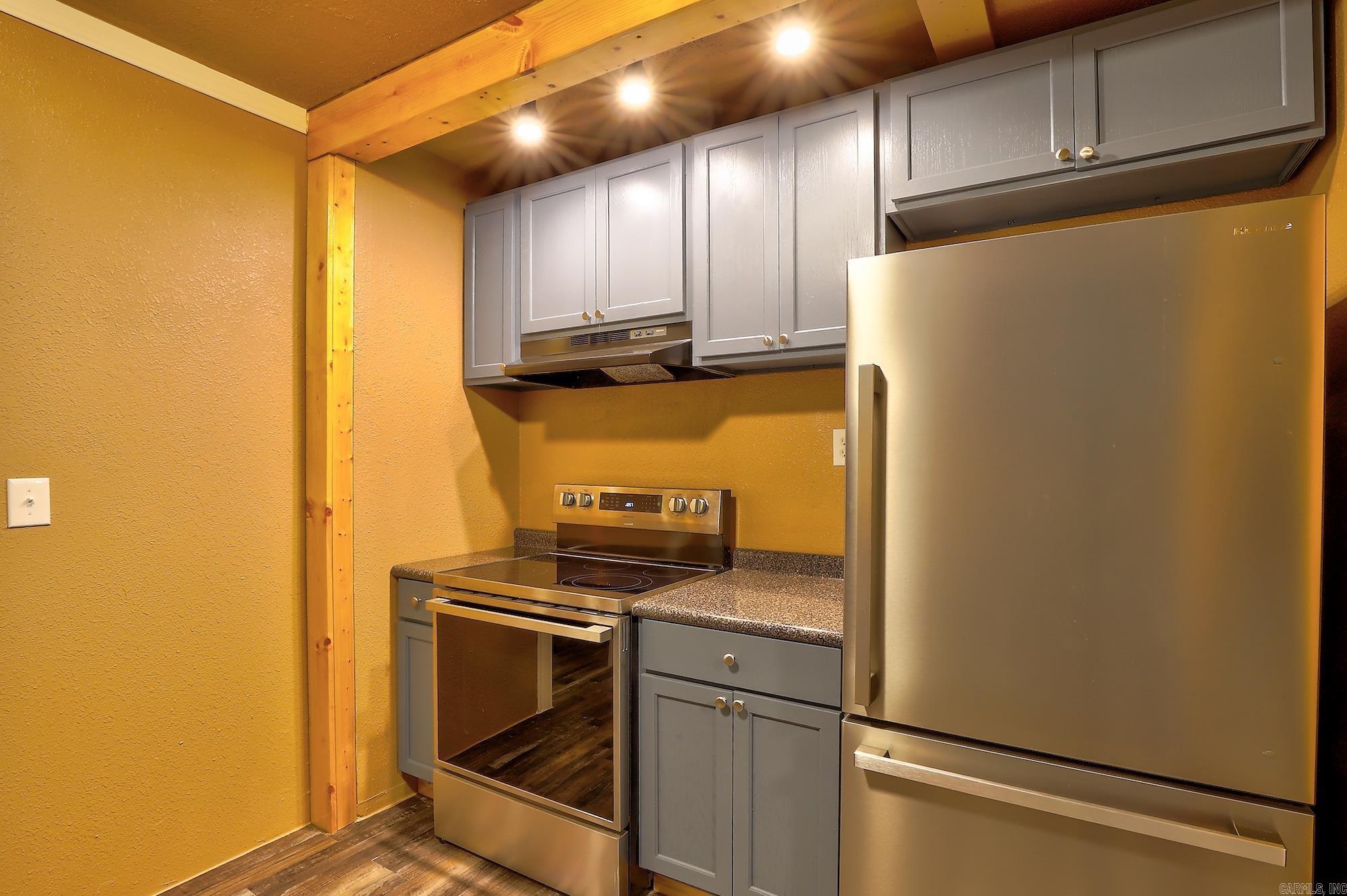 2321 N Akin  Texarkana, TX