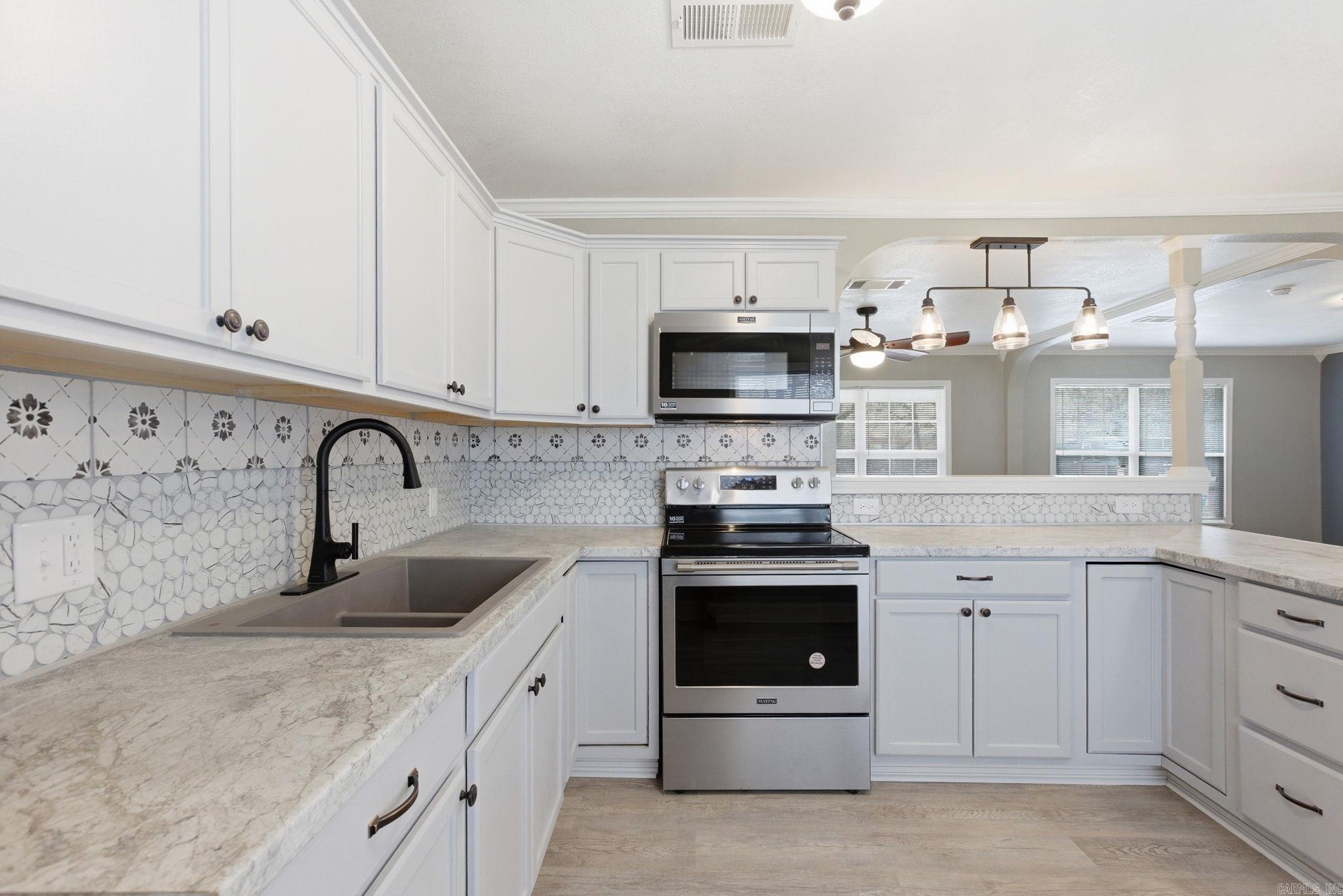 4010 W 17th Avenue  Pine Bluff, AR