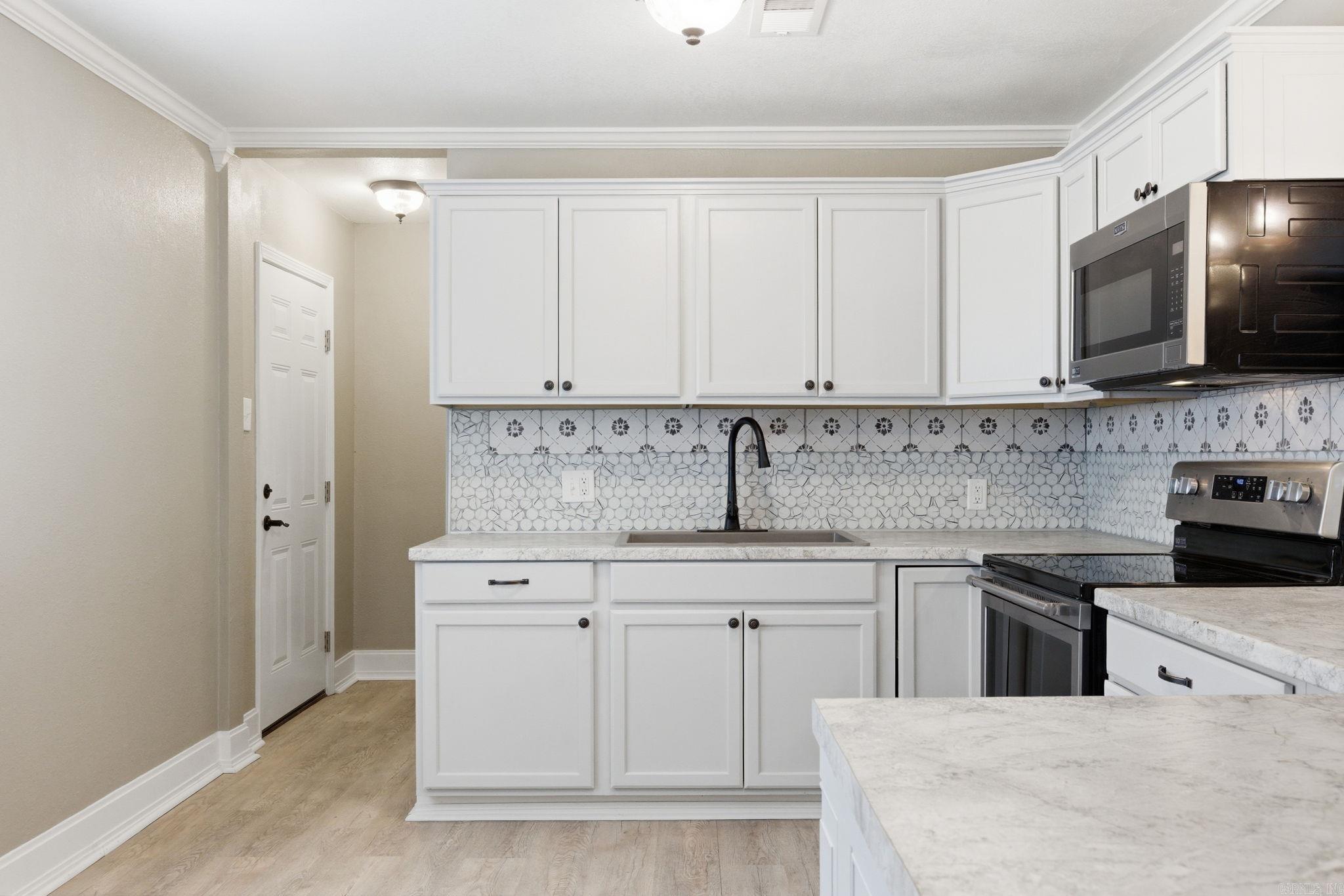 4010 W 17th Avenue  Pine Bluff, AR