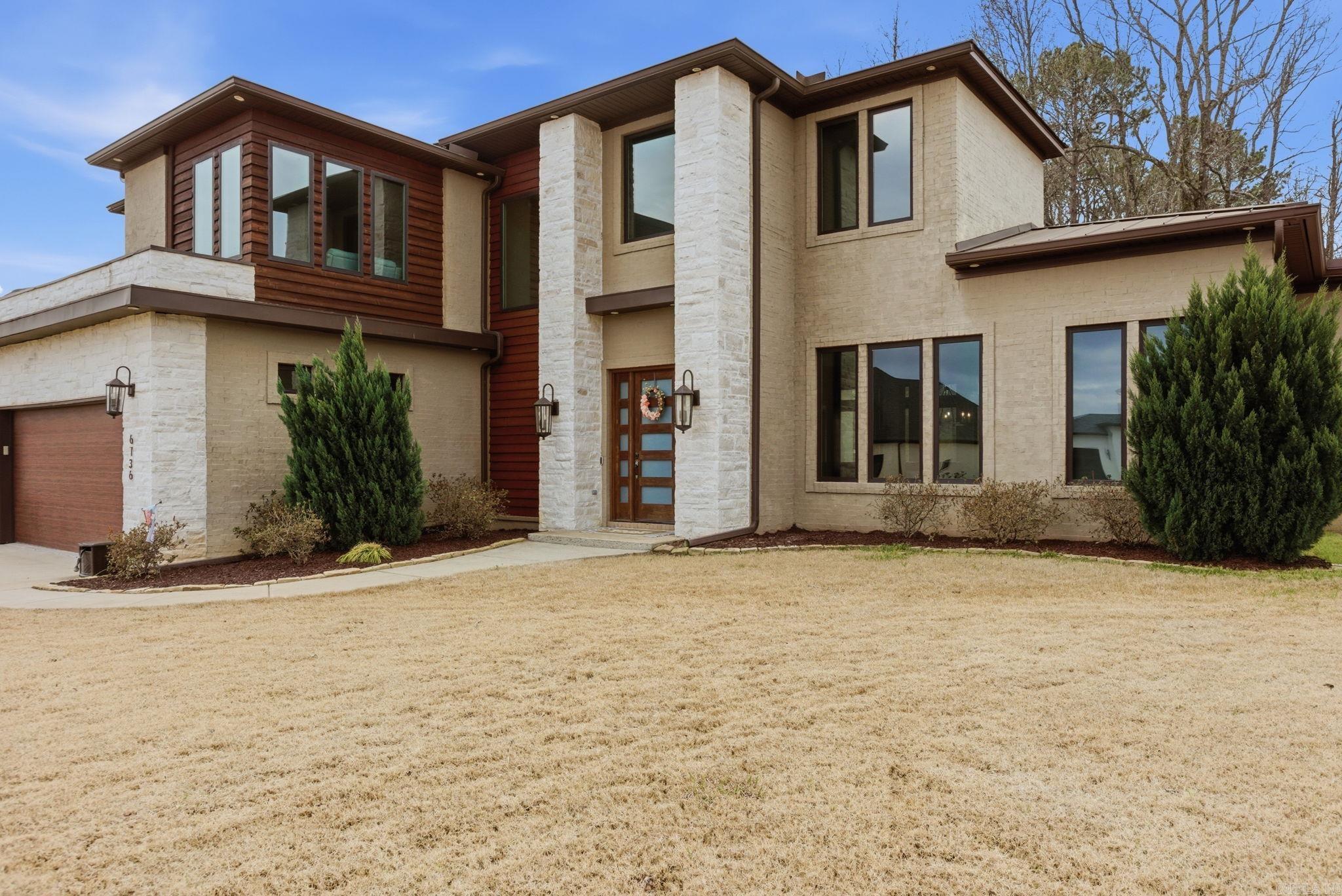 6736 HILO  Benton, AR