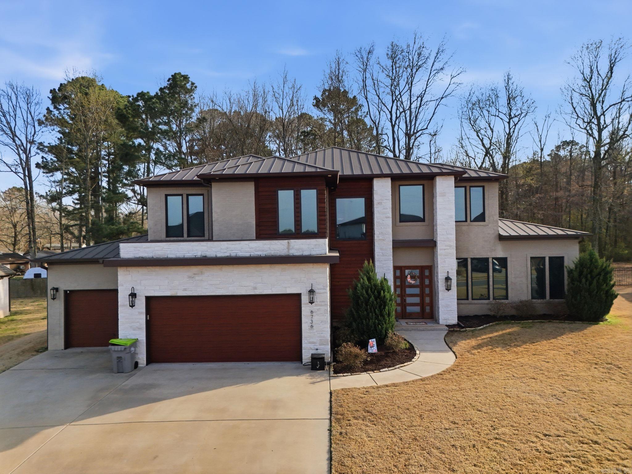 6736 HILO  Benton, AR