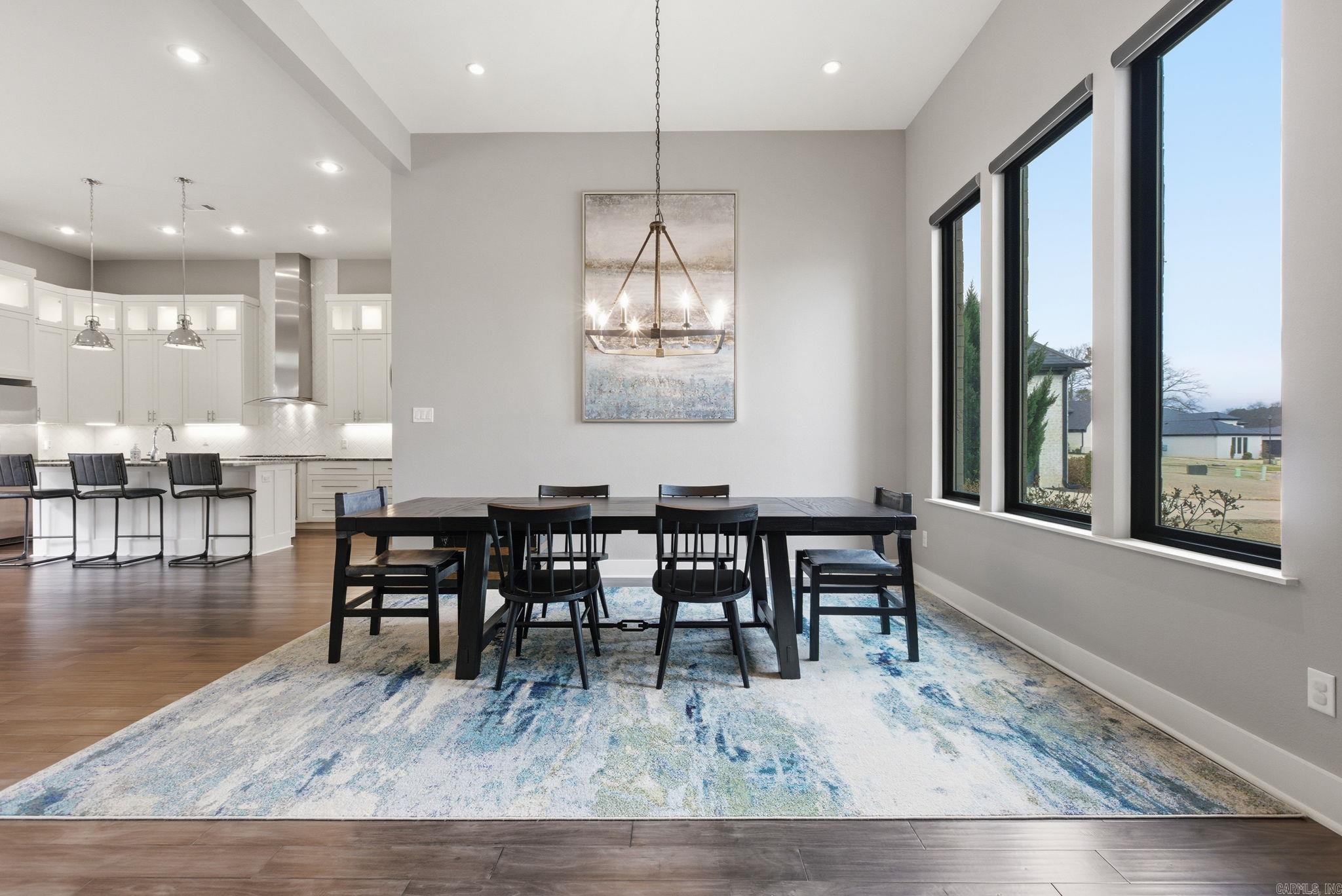 6736 HILO  Benton, AR