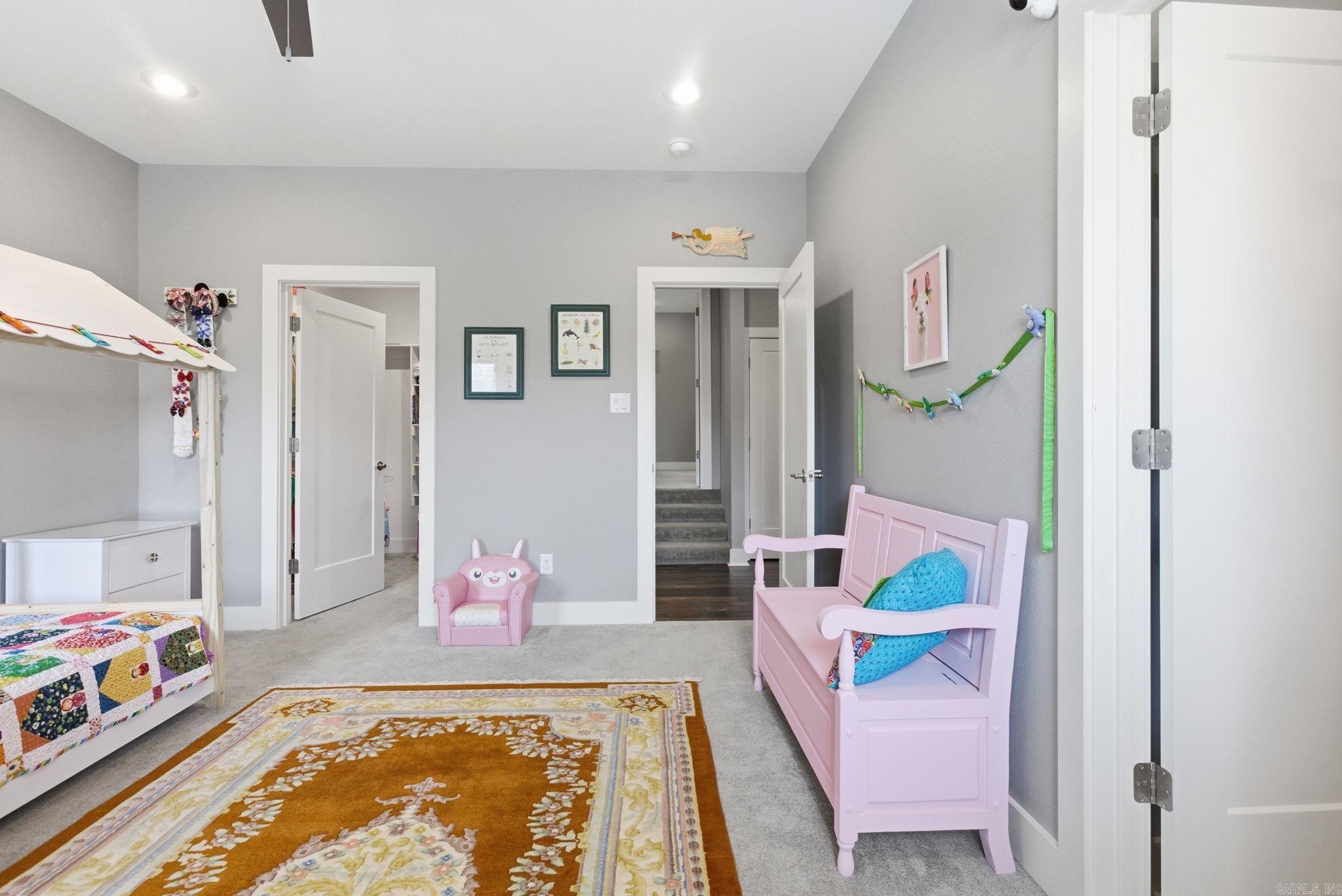 6736 HILO  Benton, AR