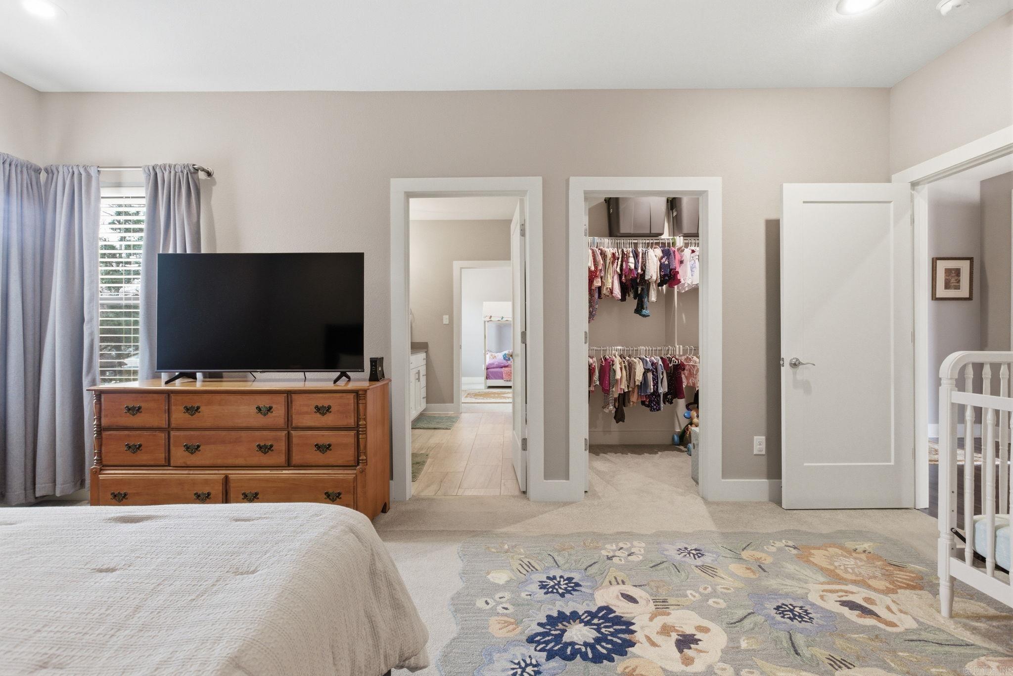 6736 HILO  Benton, AR