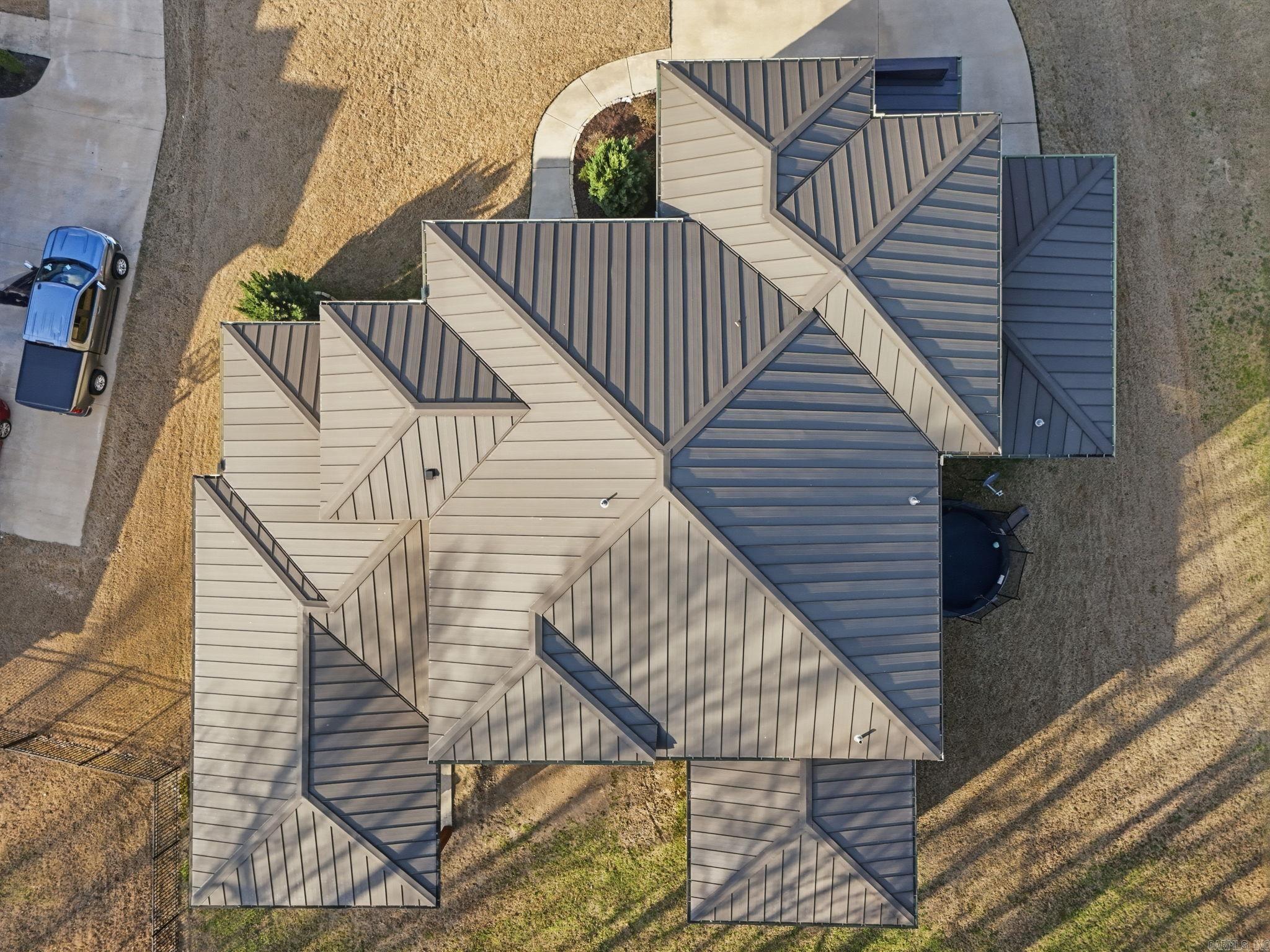 6736 HILO  Benton, AR