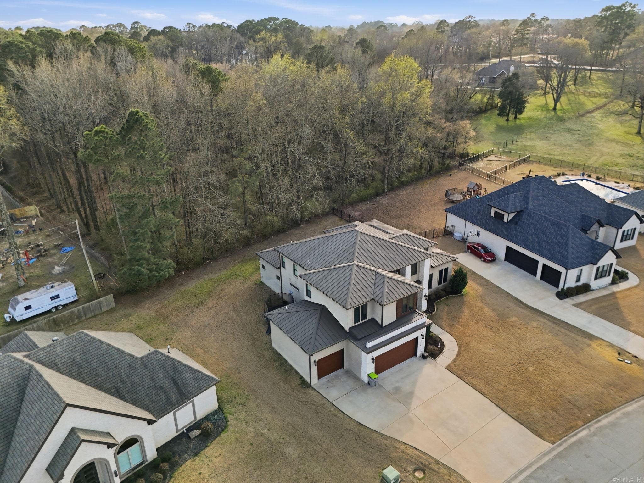 6736 HILO  Benton, AR