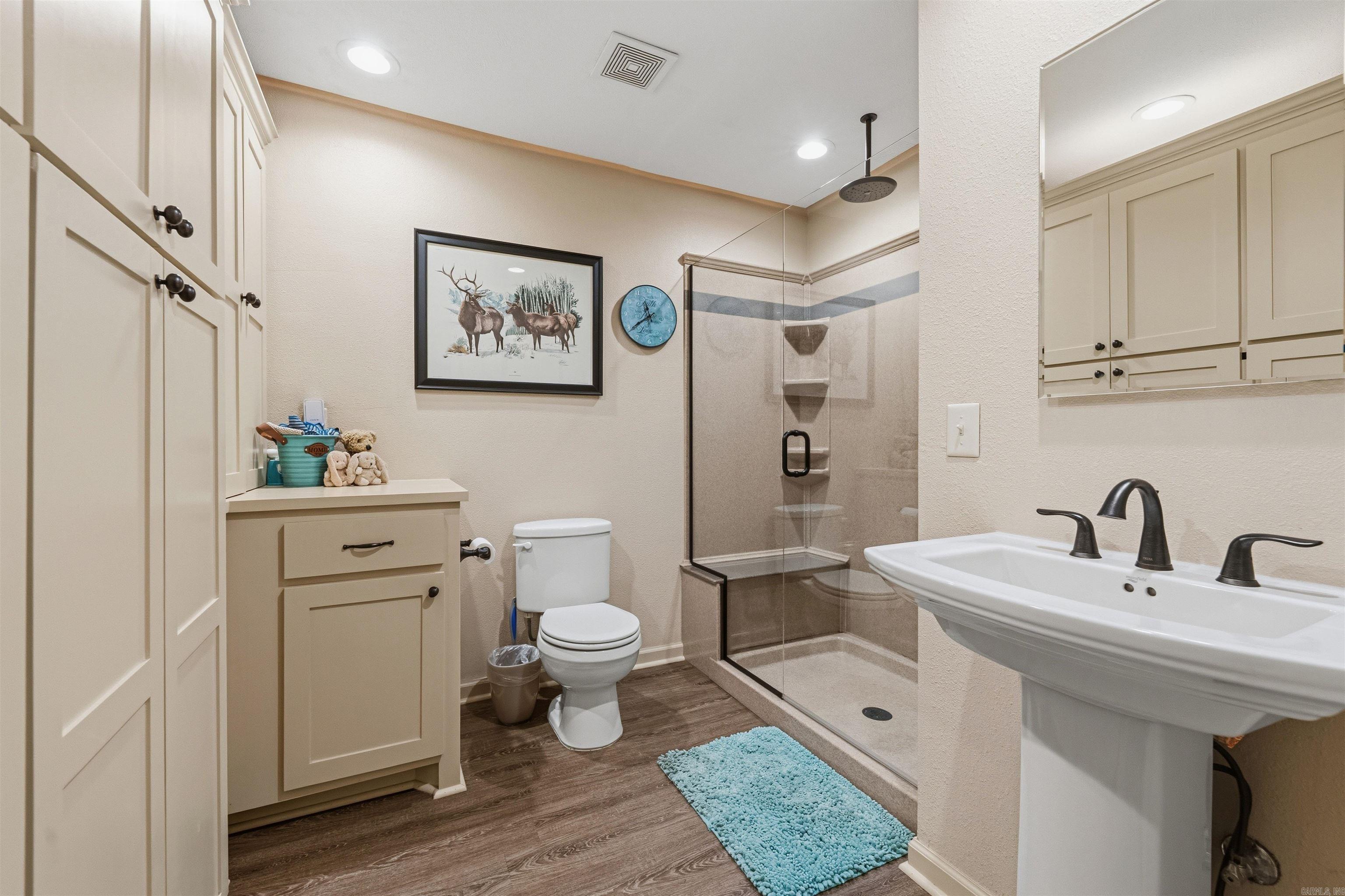 78 Rolling Oaks  Maumelle, AR