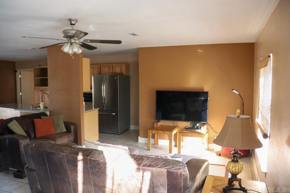 9238 Elizabeth  Viola, AR