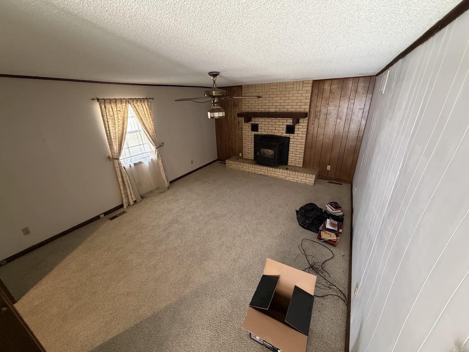 21911 N Springlake  Hensley, AR