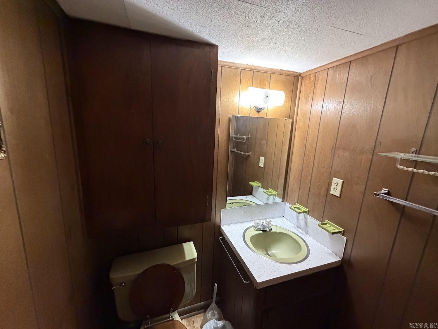 21911 N Springlake  Hensley, AR