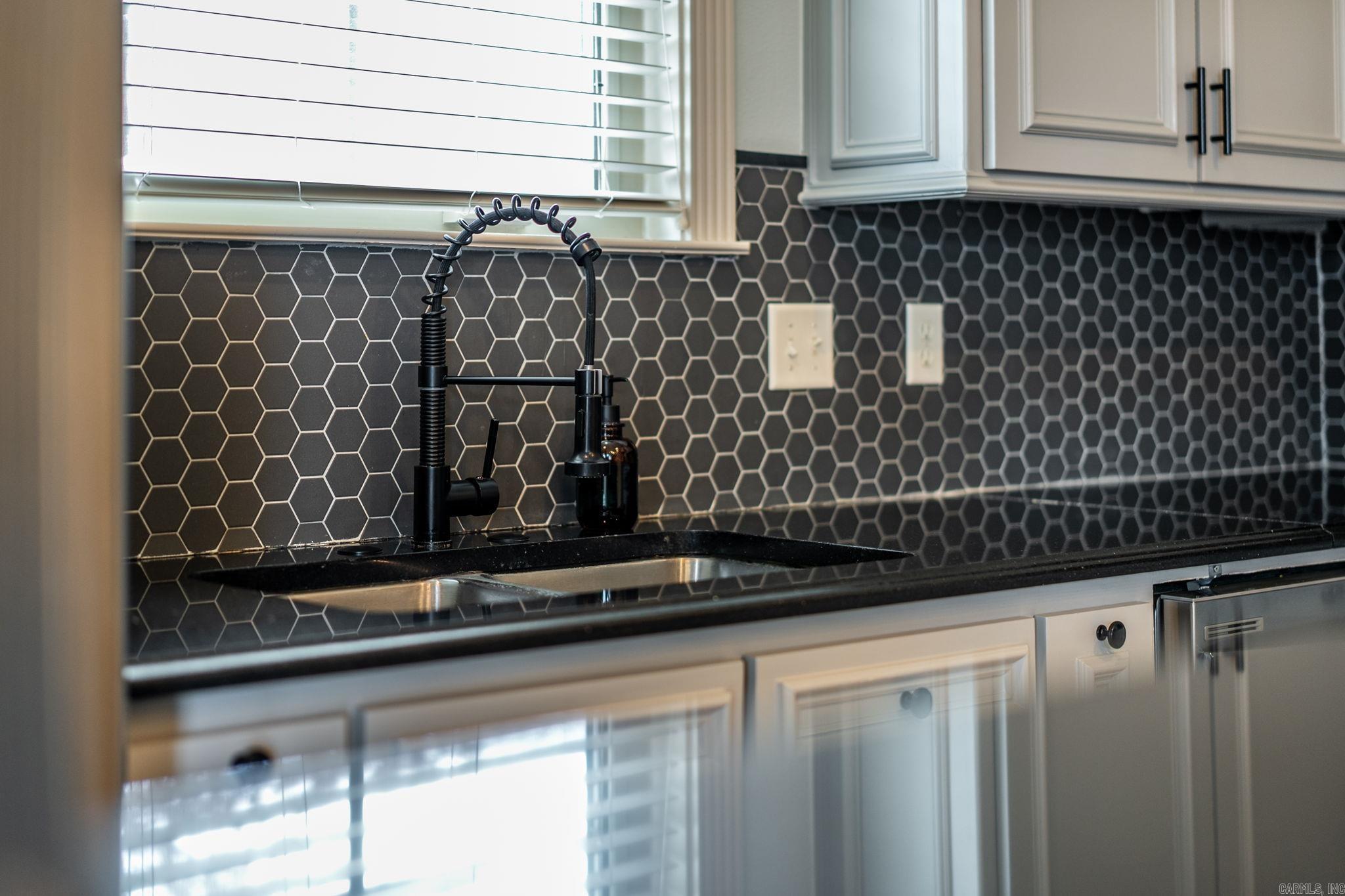 7422 Palm Beach  Benton, AR