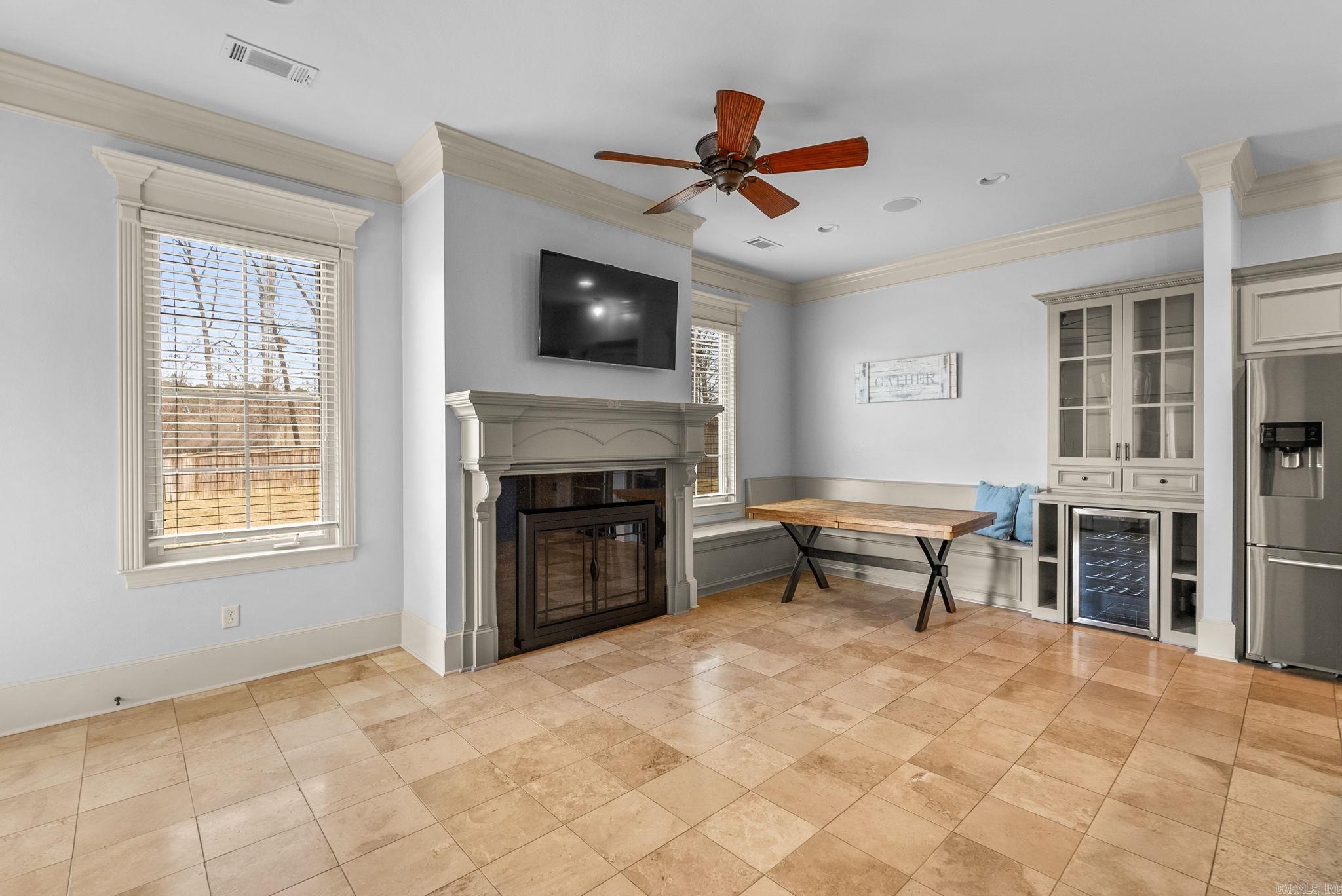 7422 Palm Beach Avenue Benton, AR 72019