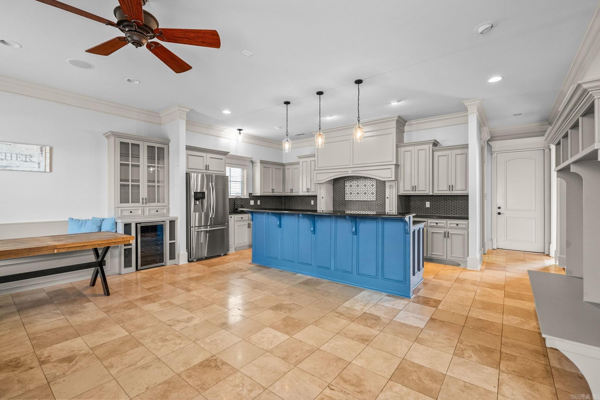 7422 Palm Beach Avenue Benton, AR 72019