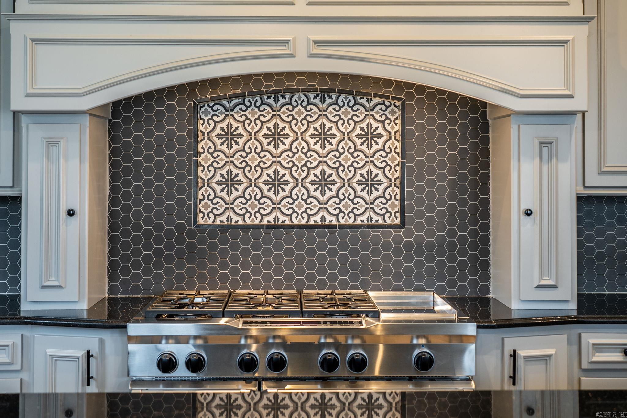 7422 Palm Beach Avenue Benton, AR 72019