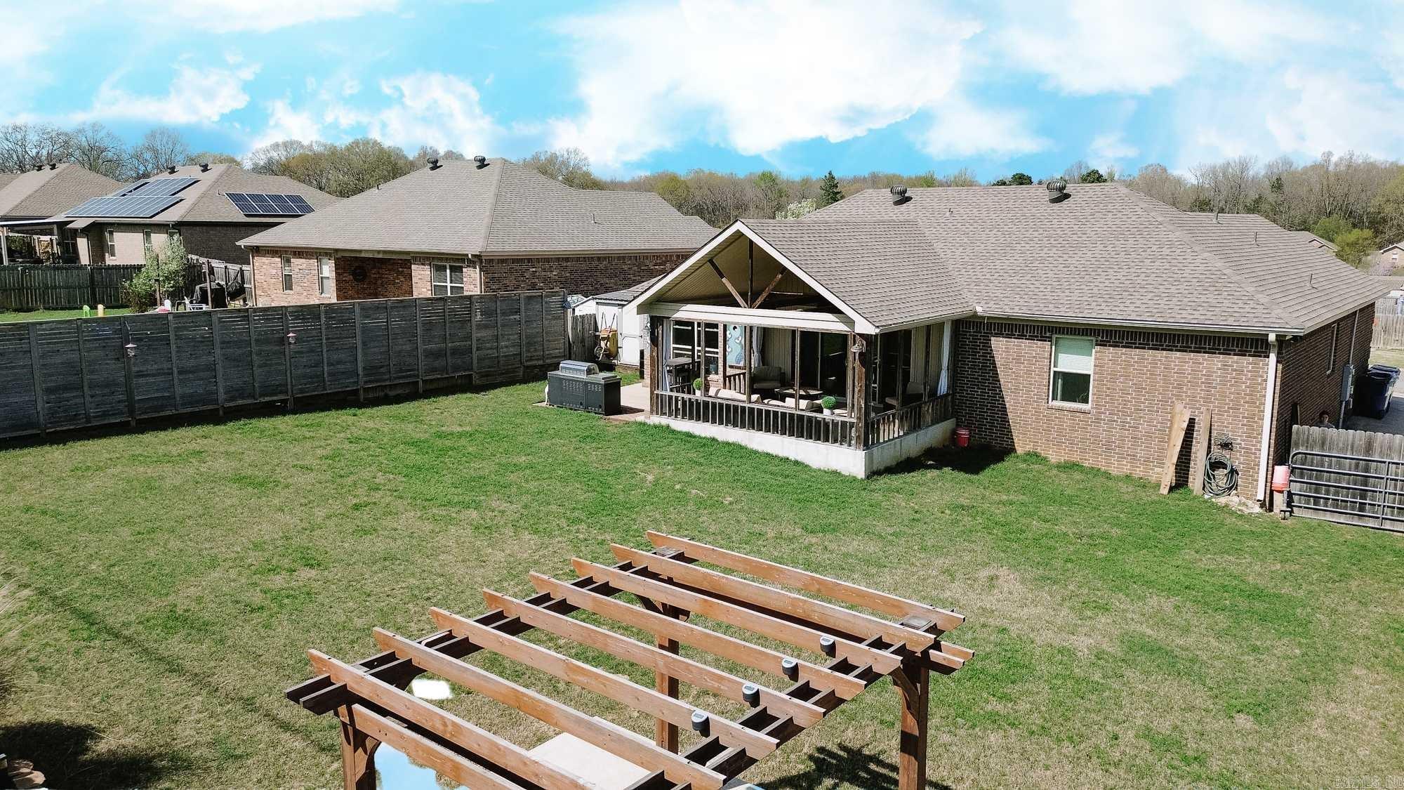 211 Creek View Drive Austin, AR 72007