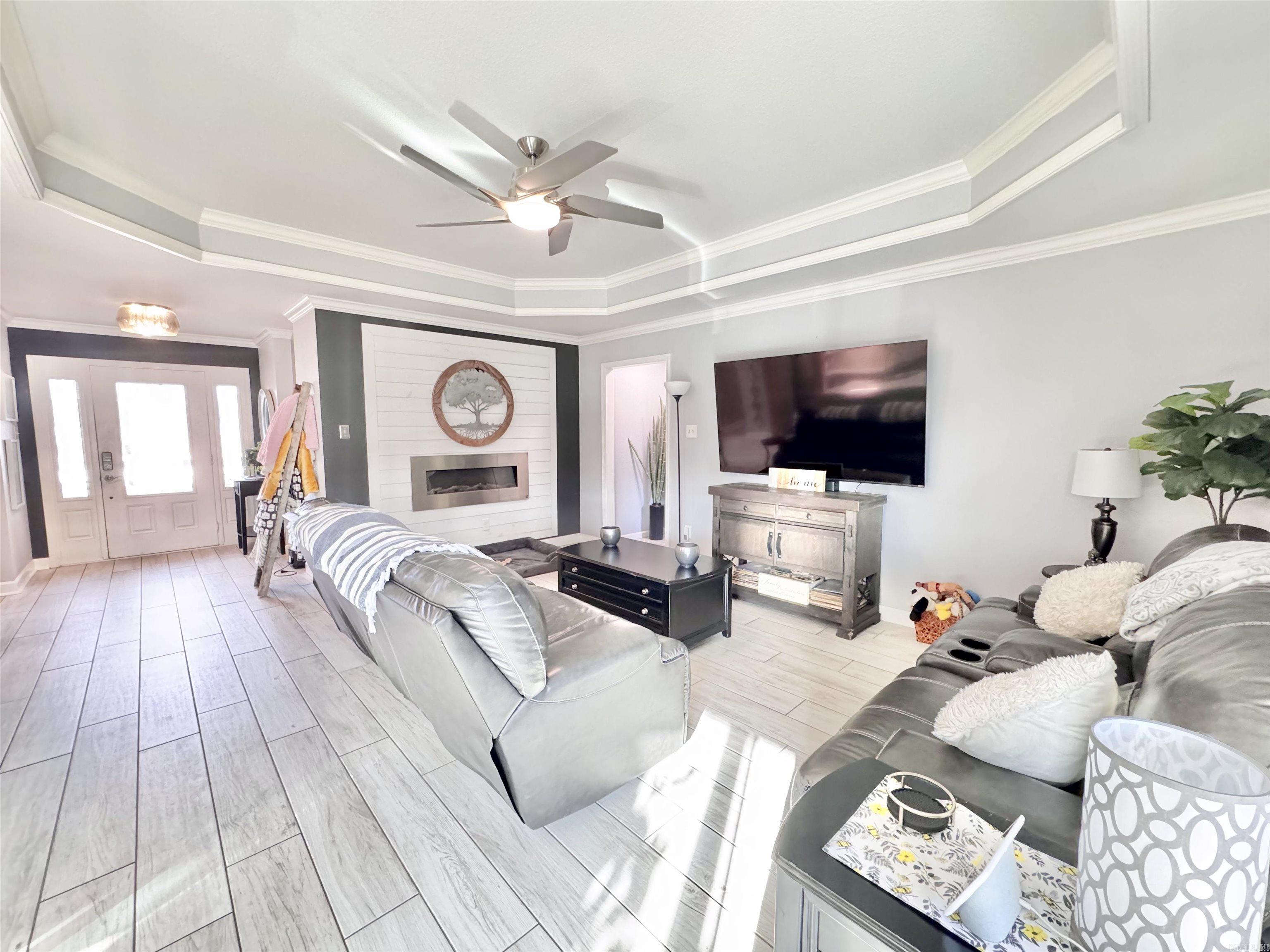 211 Creek View  Austin, AR