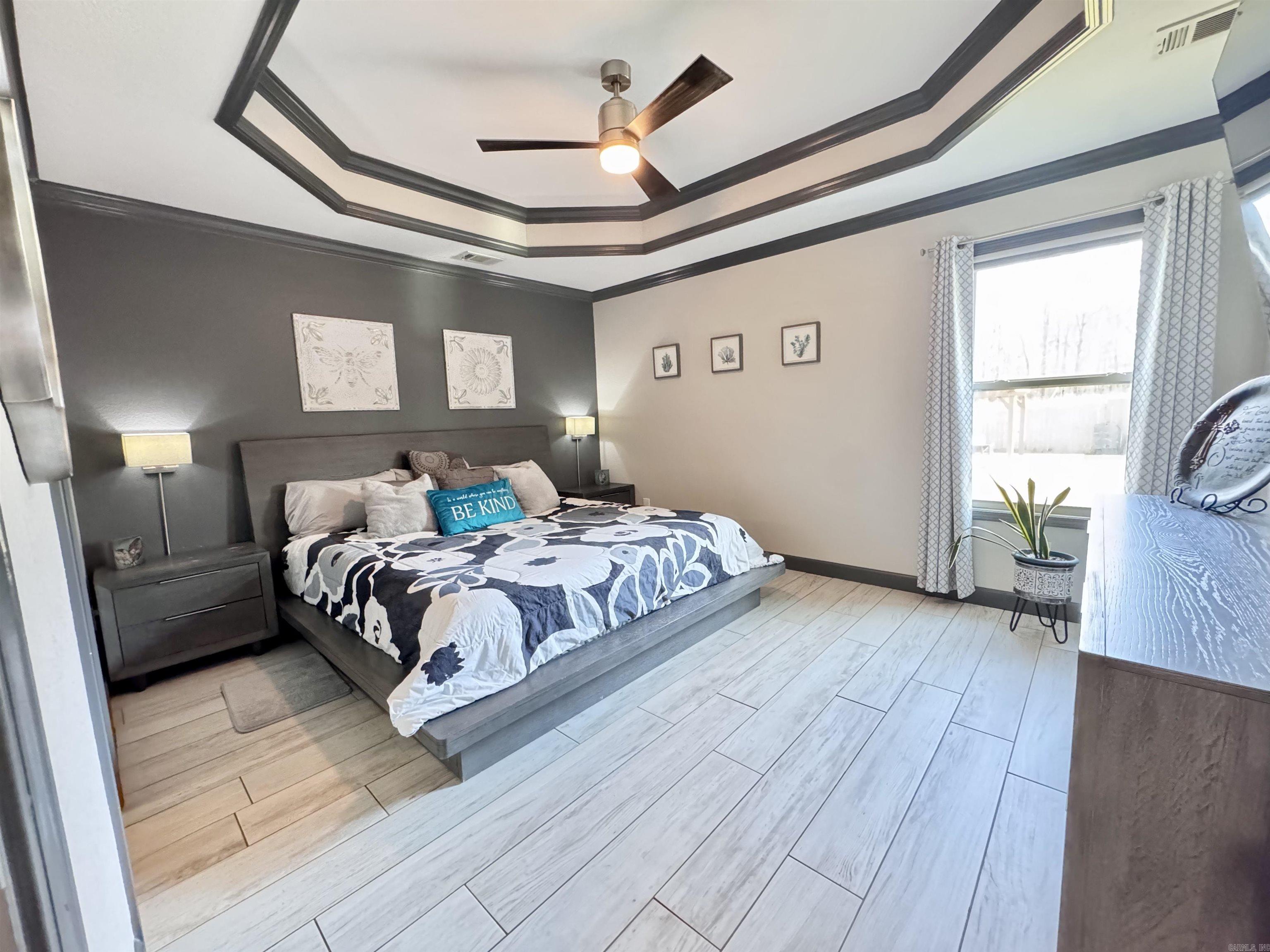 211 Creek View  Austin, AR