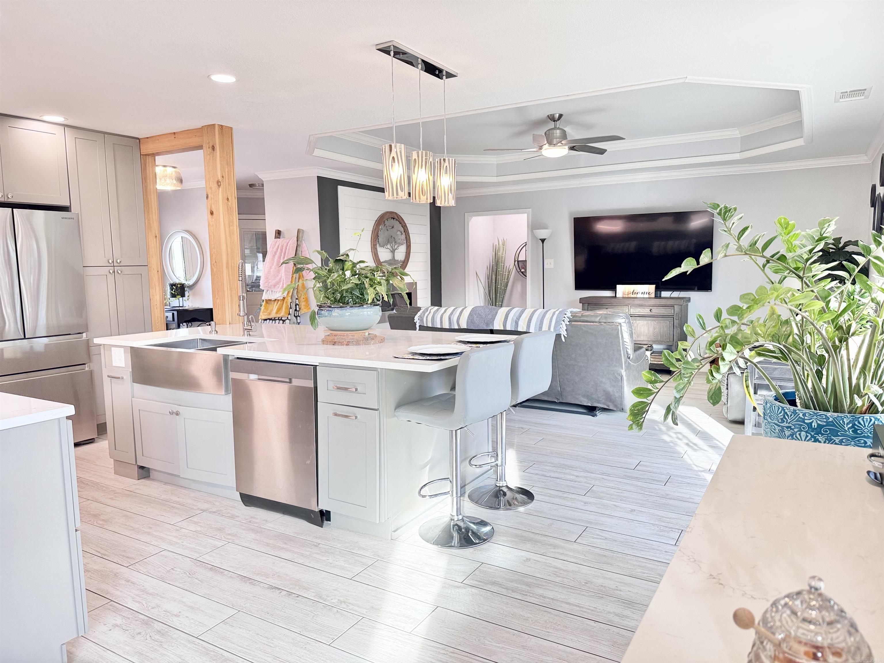 211 Creek View  Austin, AR