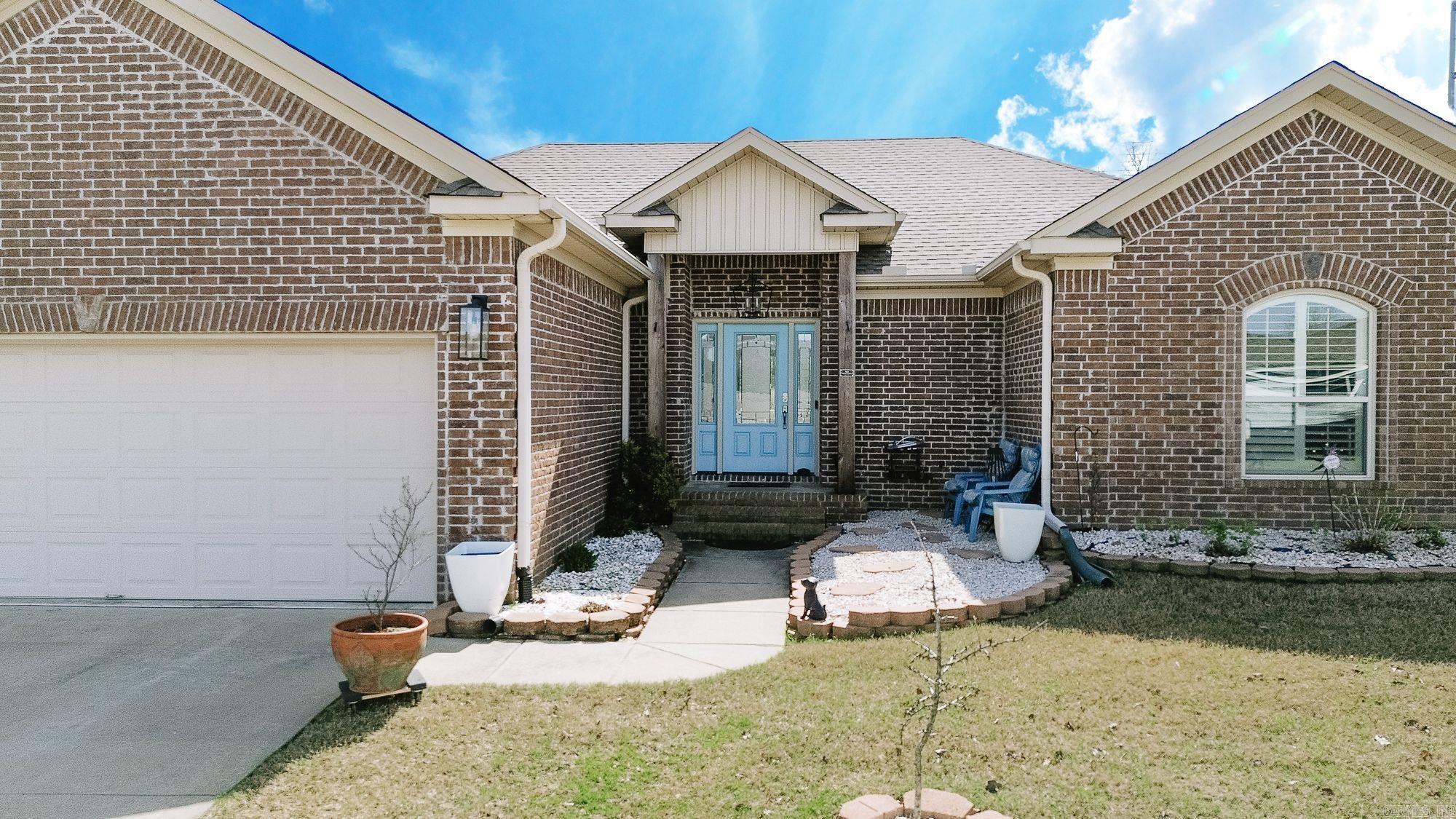 211 Creek View Drive Austin, AR 72007