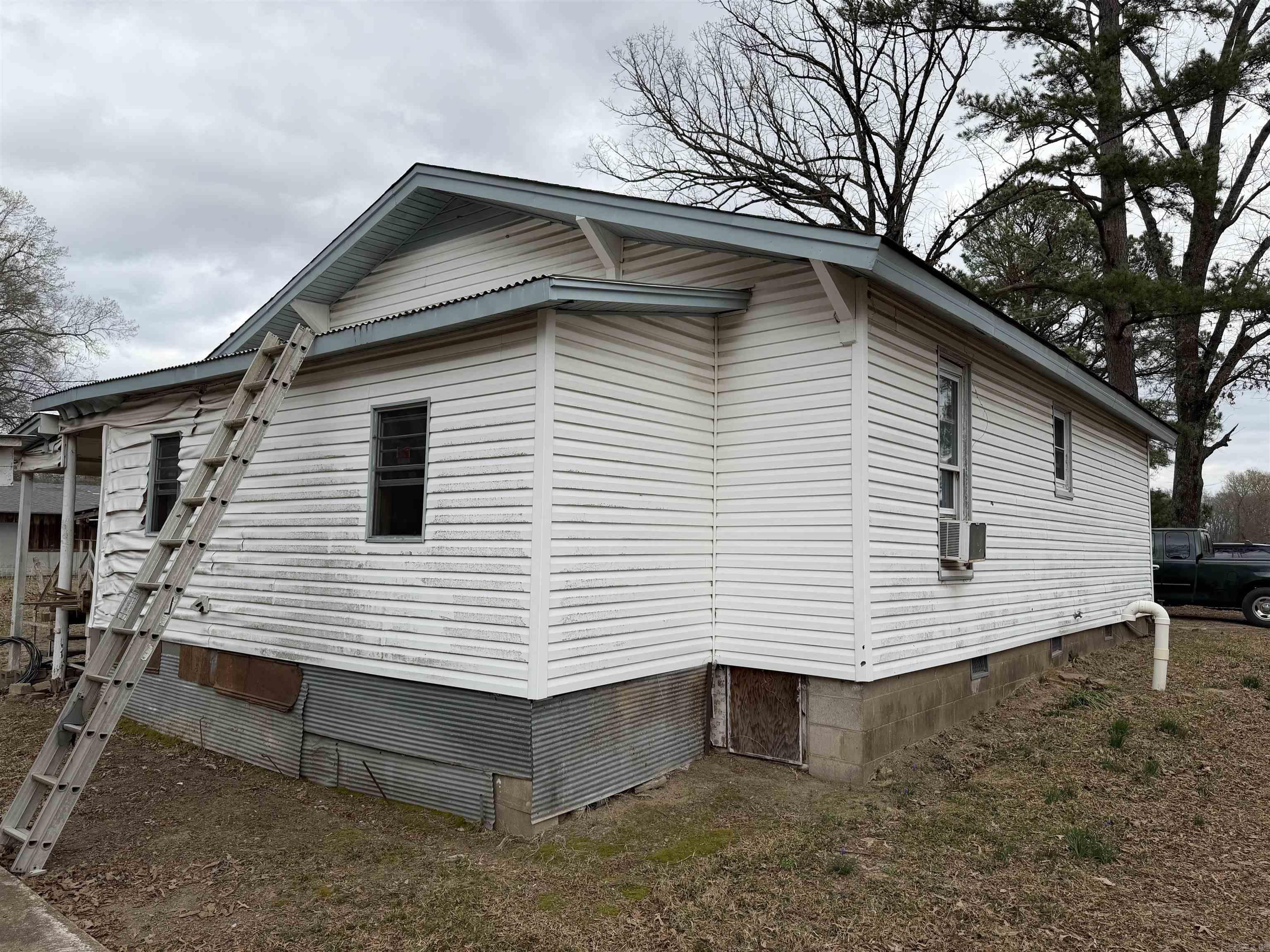 249 AR Highway 9  Oppelo, AR