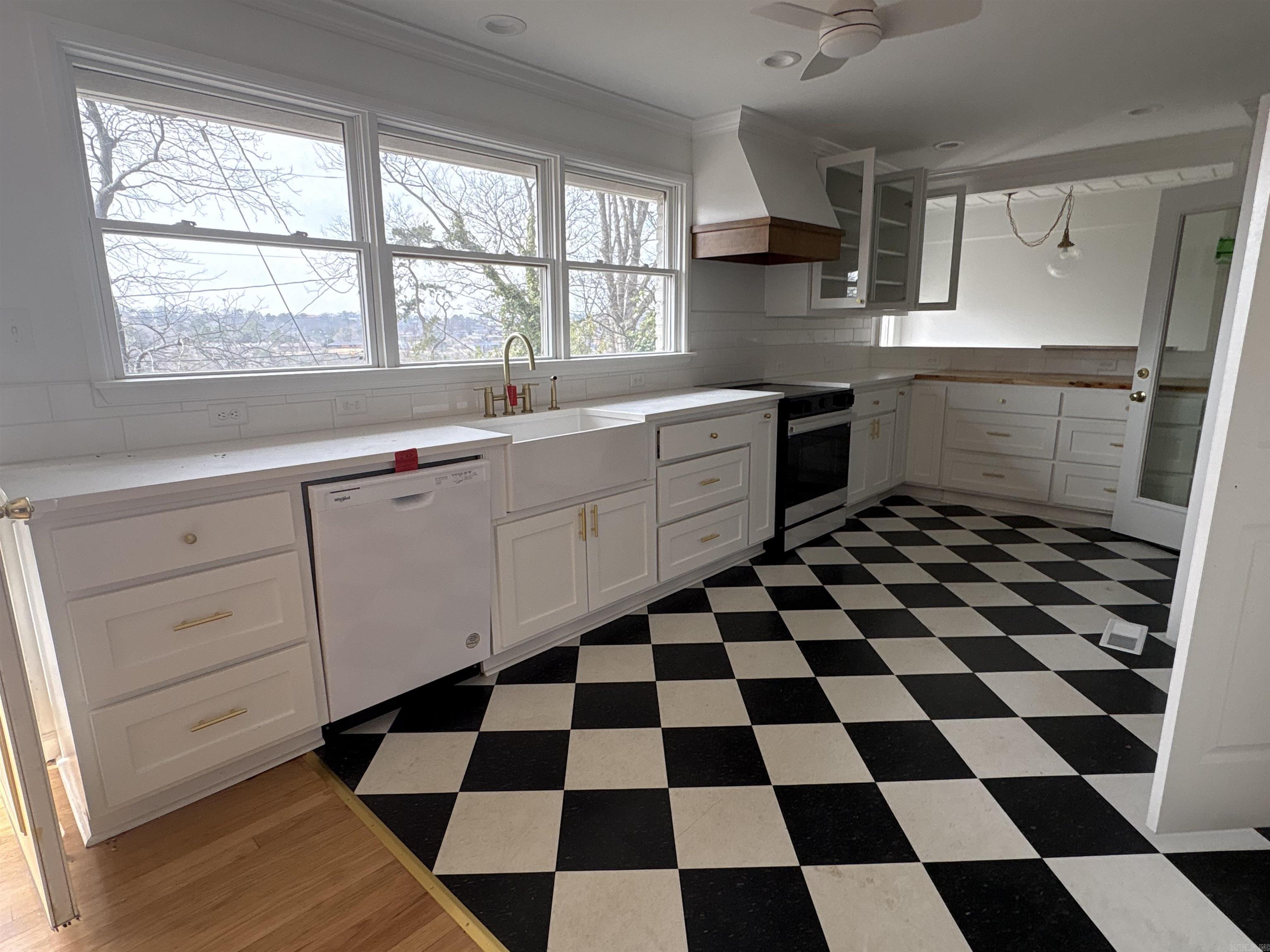 1632 Pine Valley  Little Rock, AR