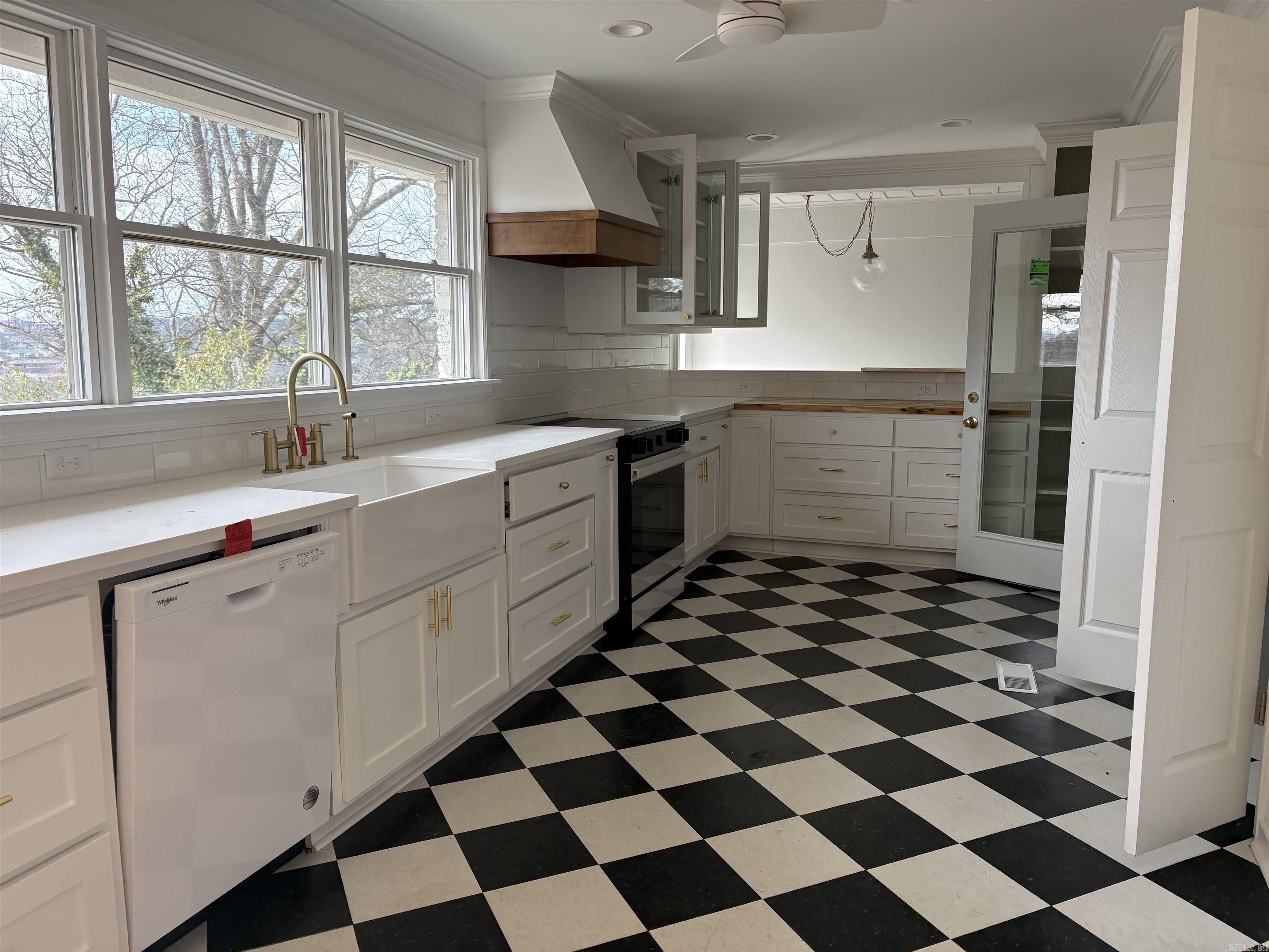 1632 Pine Valley  Little Rock, AR