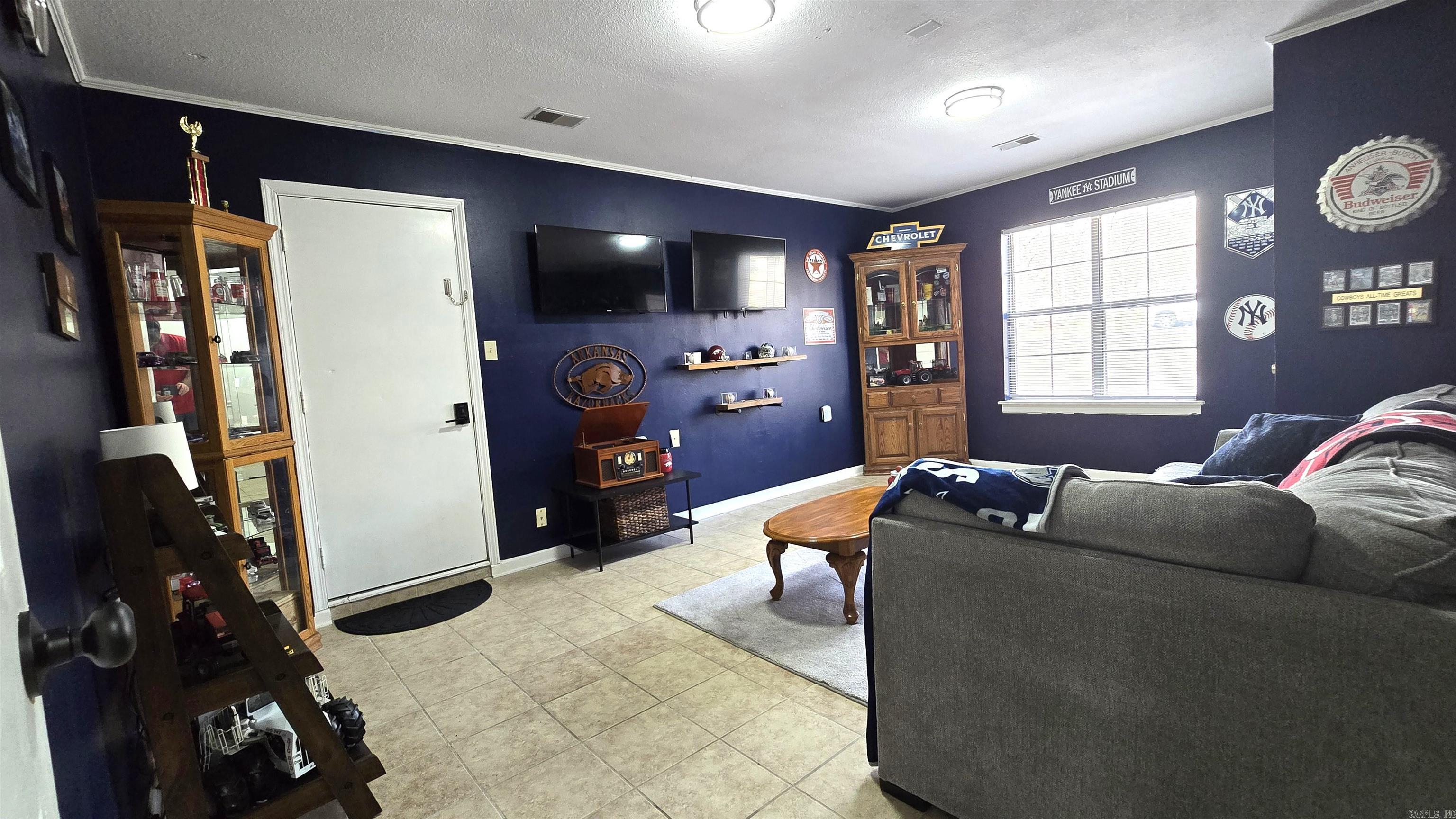 9 Raccoon  Conway, AR