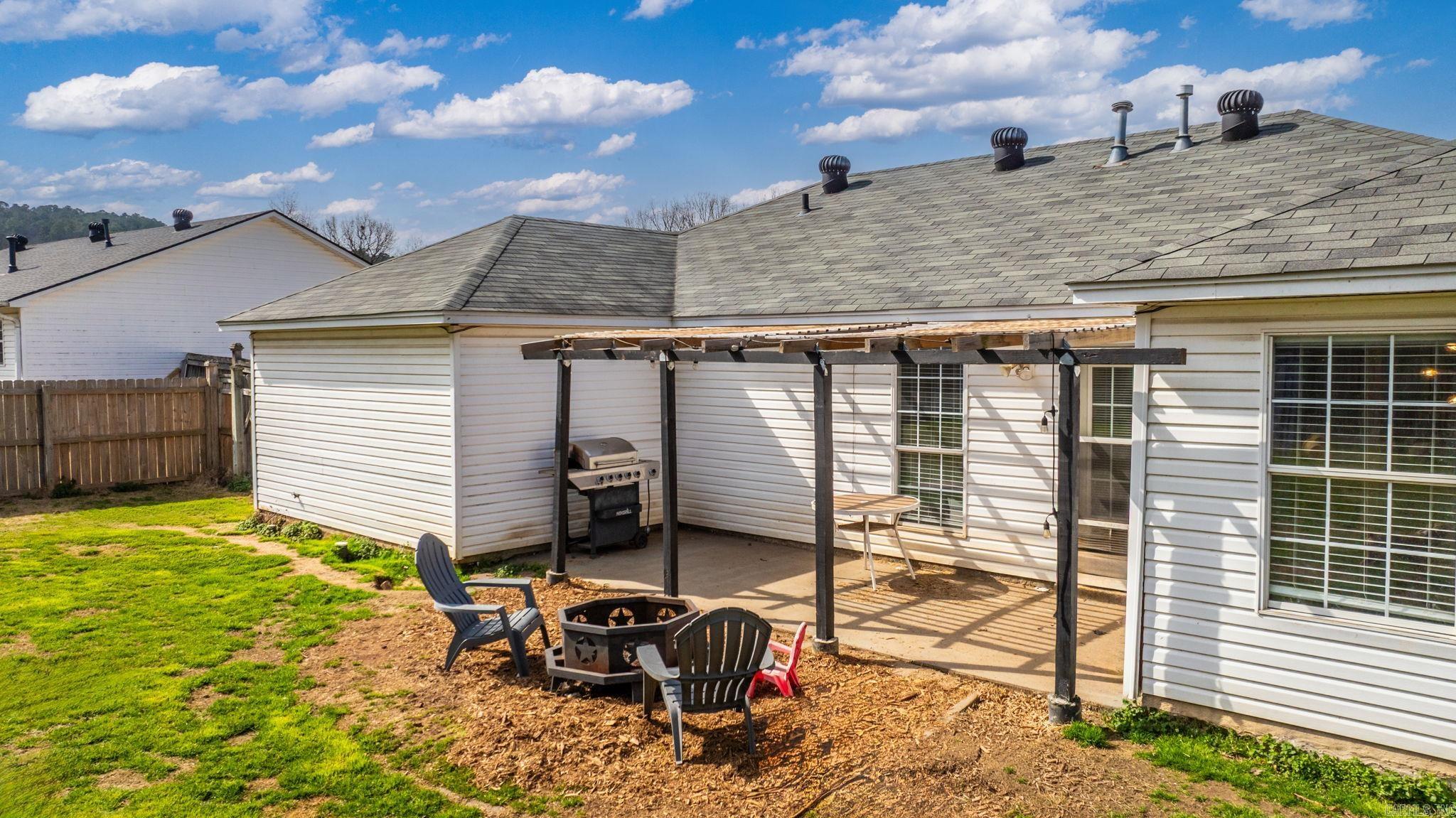 44 Meadow Ridge  Maumelle, AR