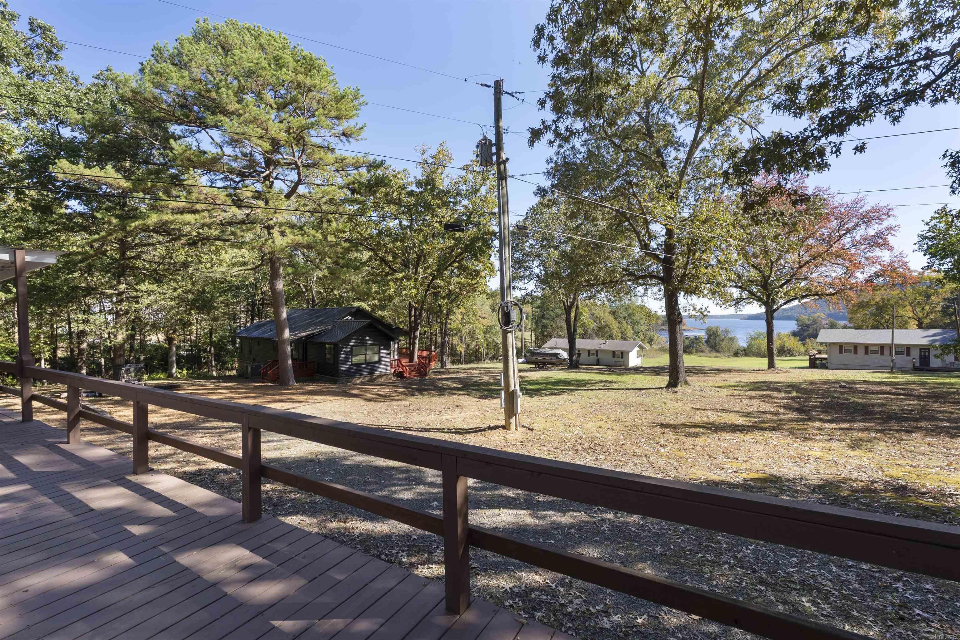 135 Jay Tee  Fairfield Bay, AR