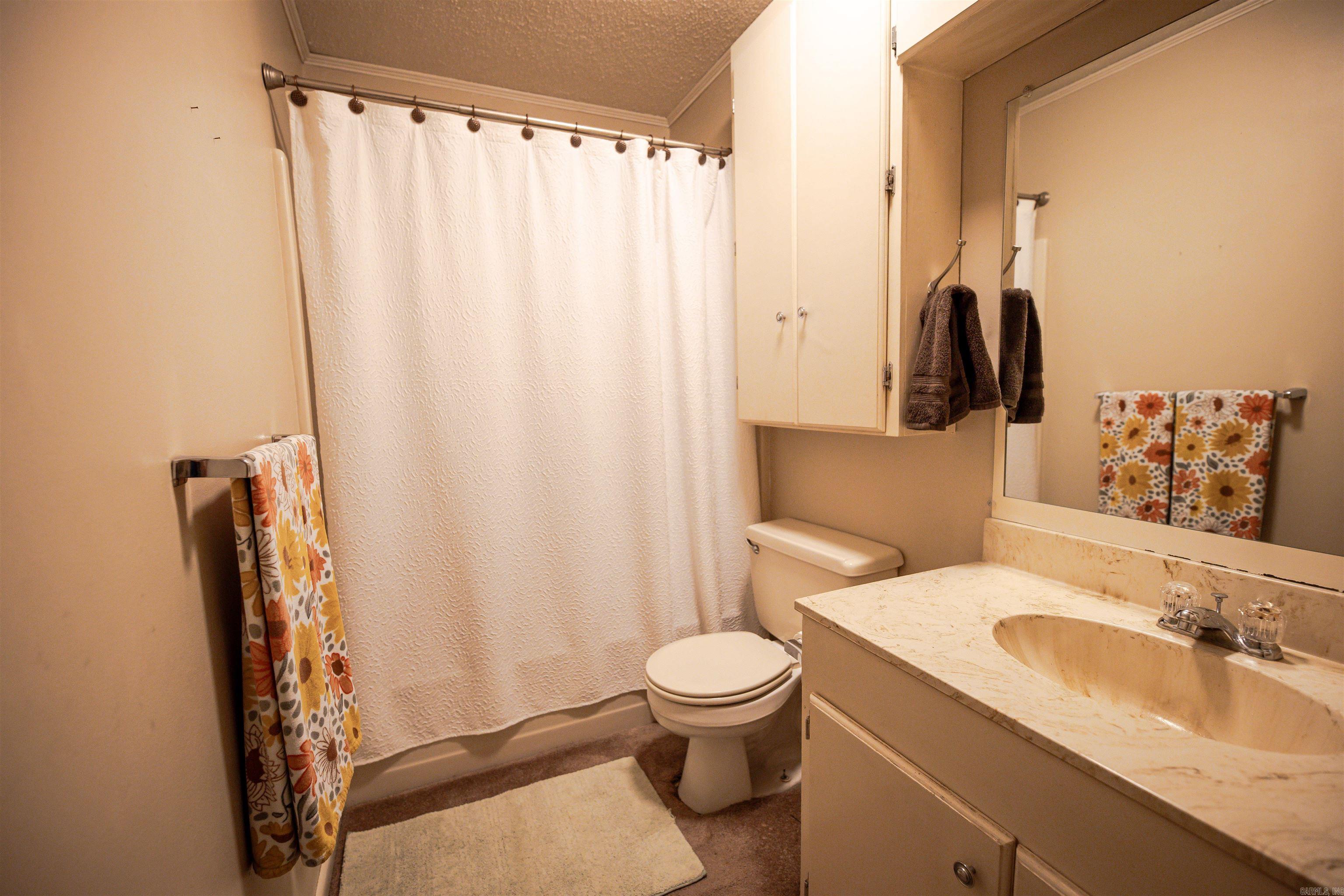 1327 Pine Cir  Smackover, AR