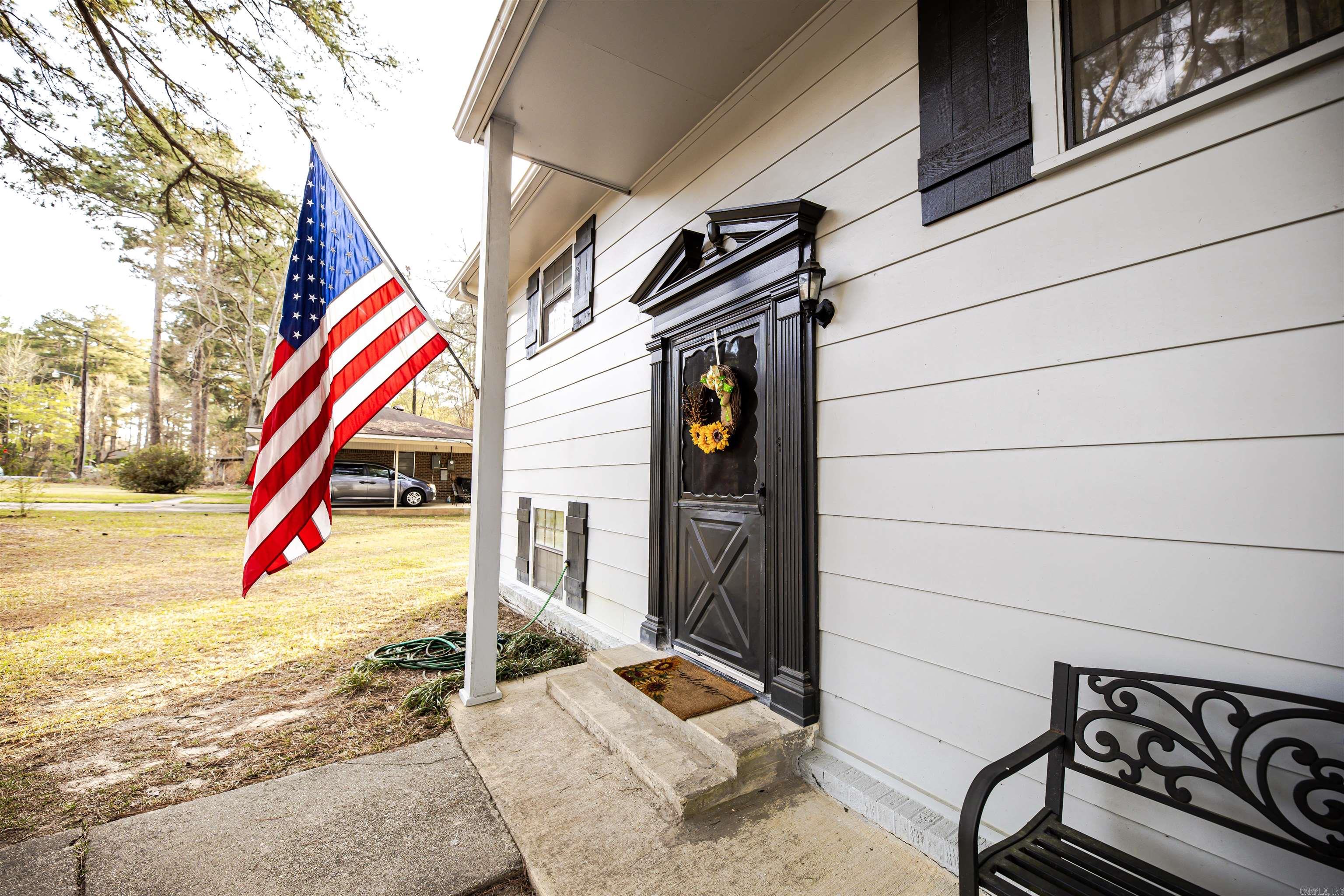 1327 Pine Cir  Smackover, AR