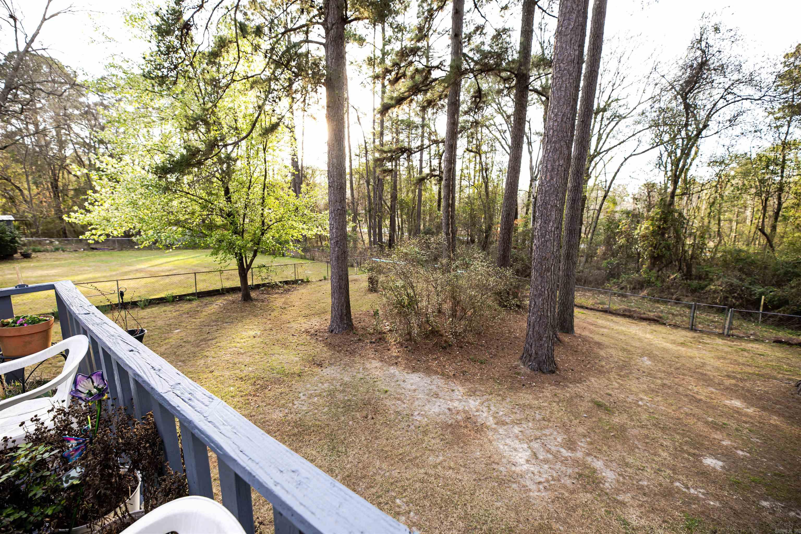 1327 Pine Cir  Smackover, AR