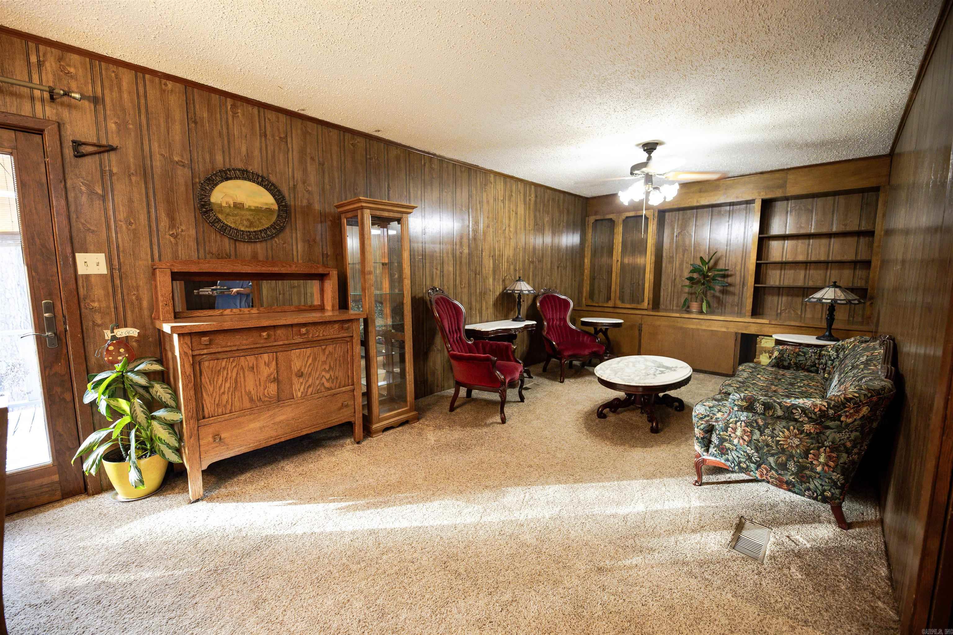 1327 Pine Cir  Smackover, AR