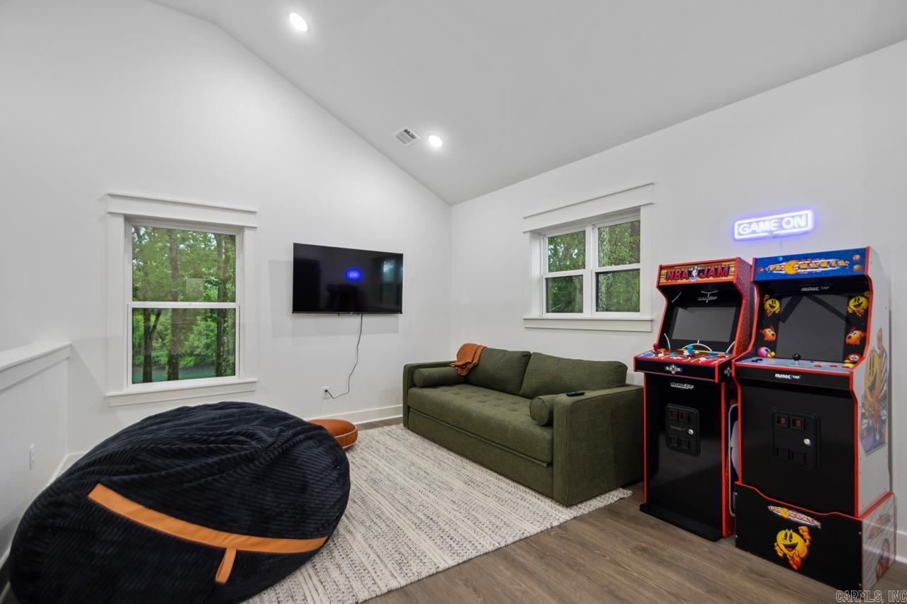 197 Sunshine Ln  Pangburn, AR