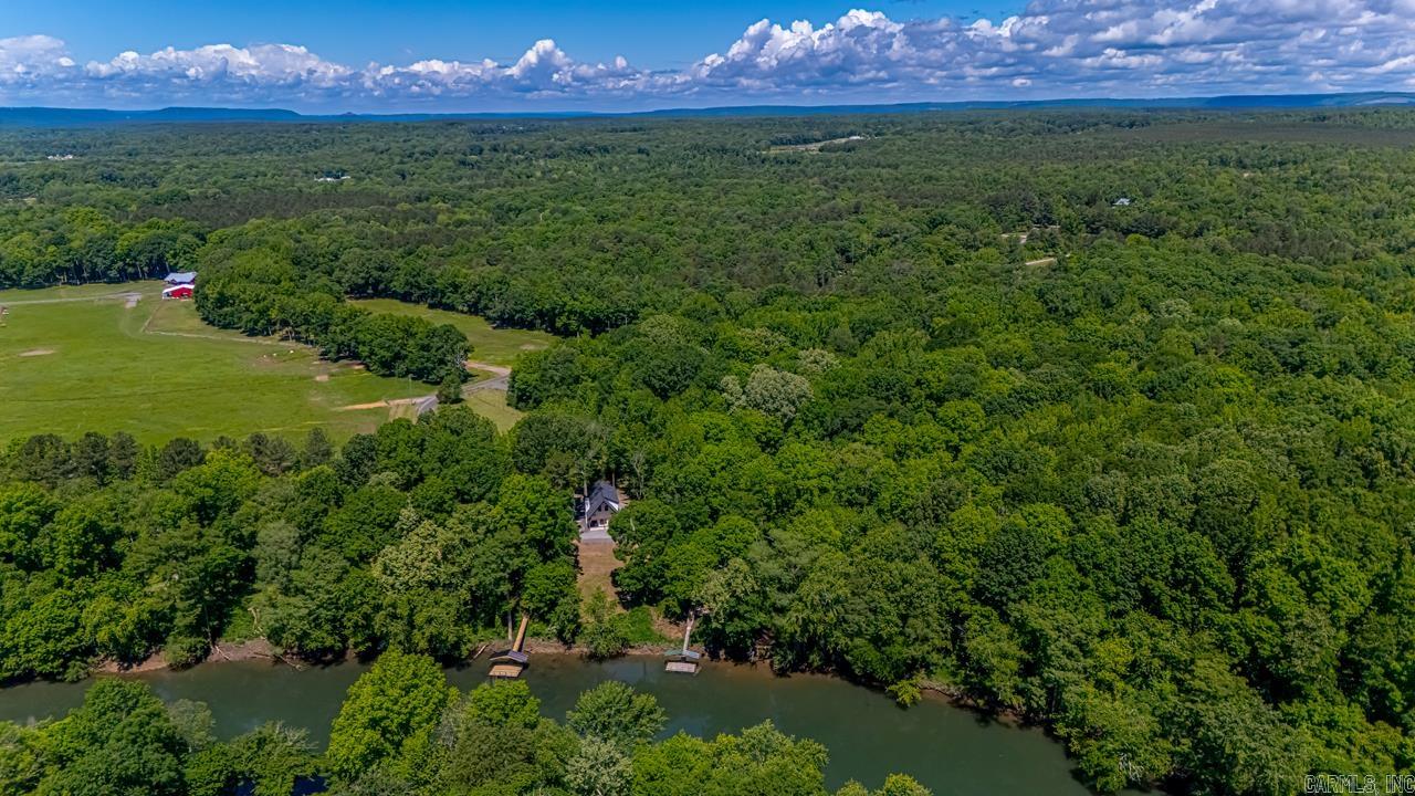 197 Sunshine Ln  Pangburn, AR