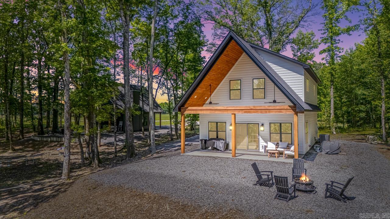 197 Sunshine Ln  Pangburn, AR