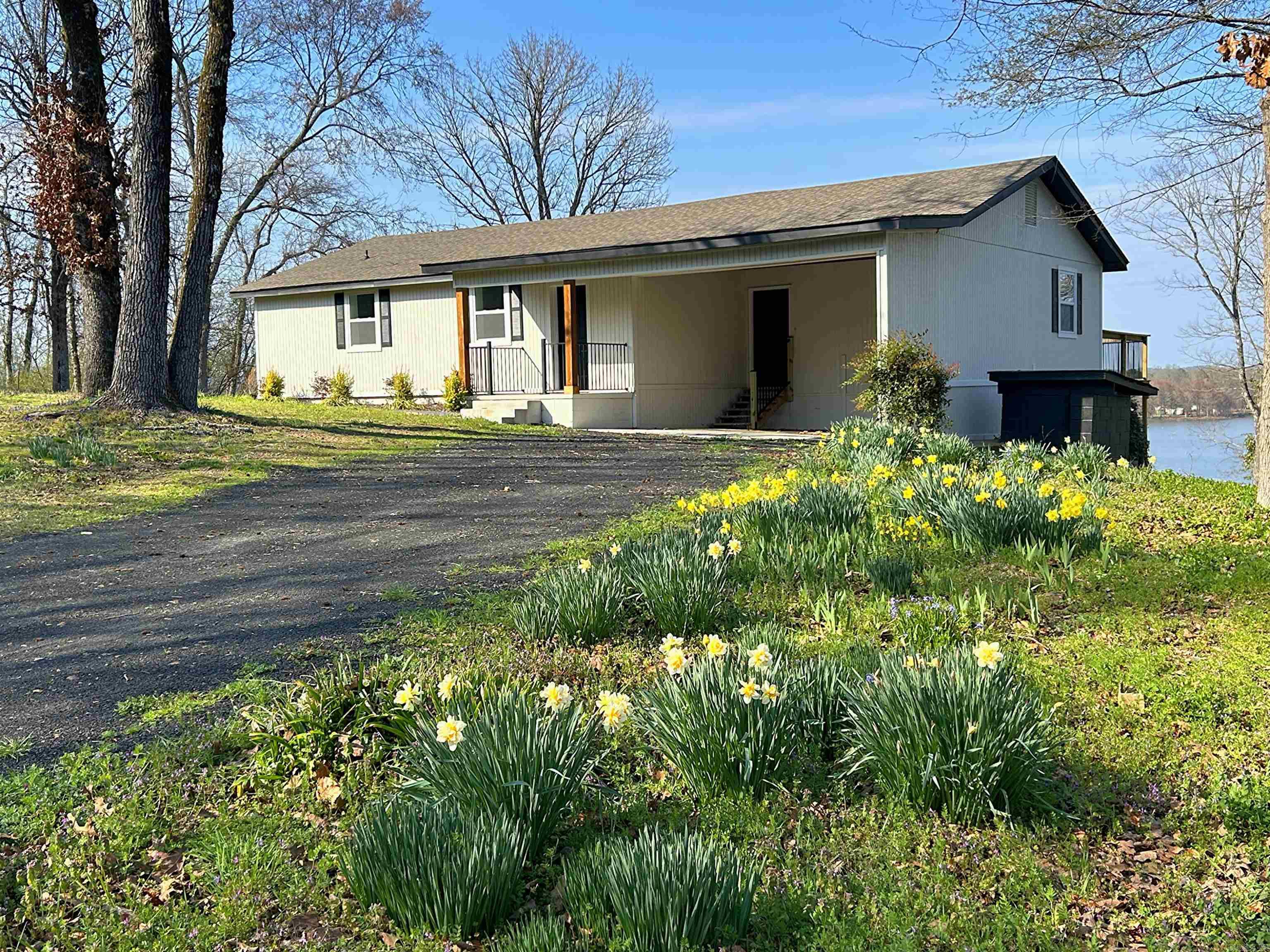 174 Ridge Road  Houston, AR