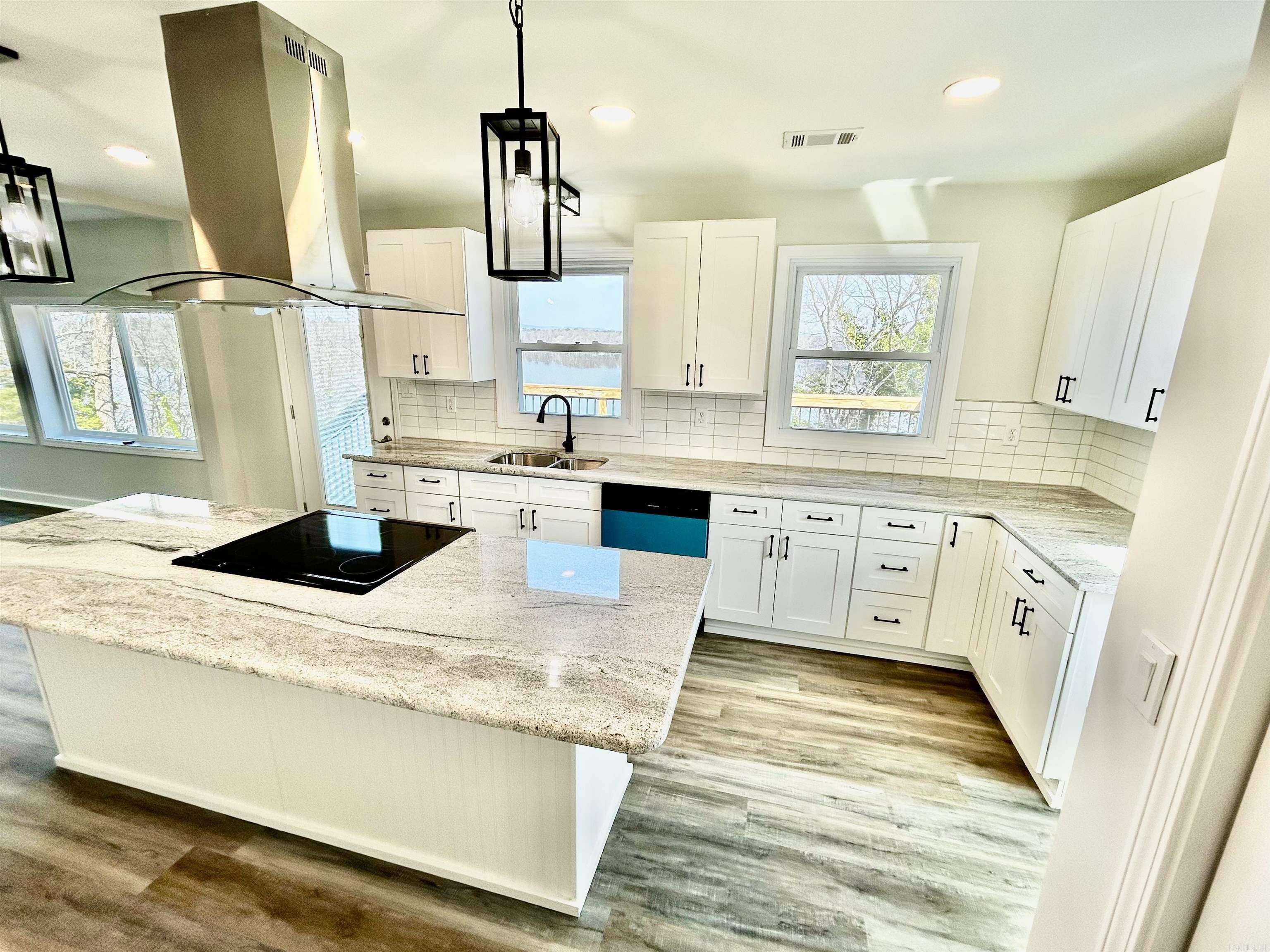 174 Ridge Road  Houston, AR