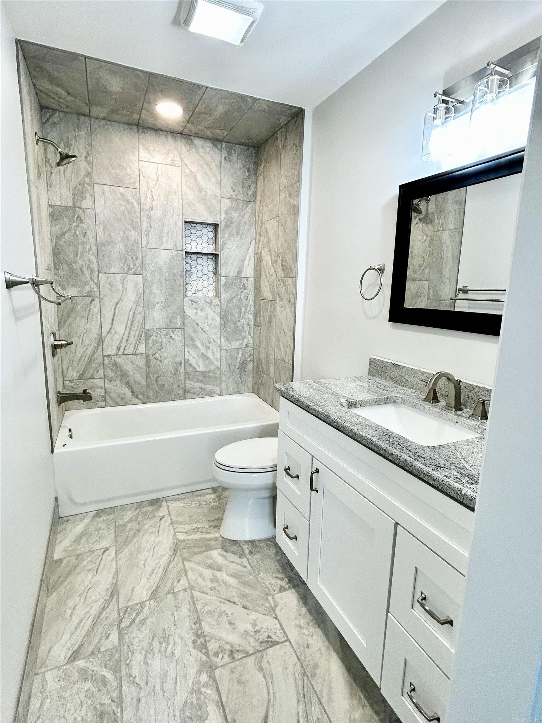 174 Ridge Road  Houston, AR