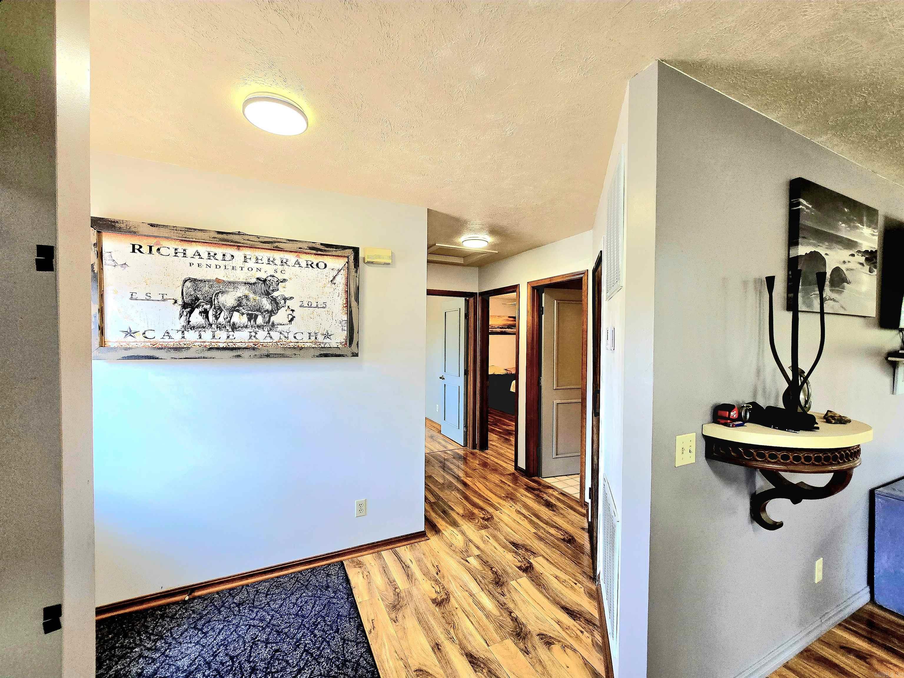 90 Brahma  Mountain Home, AR