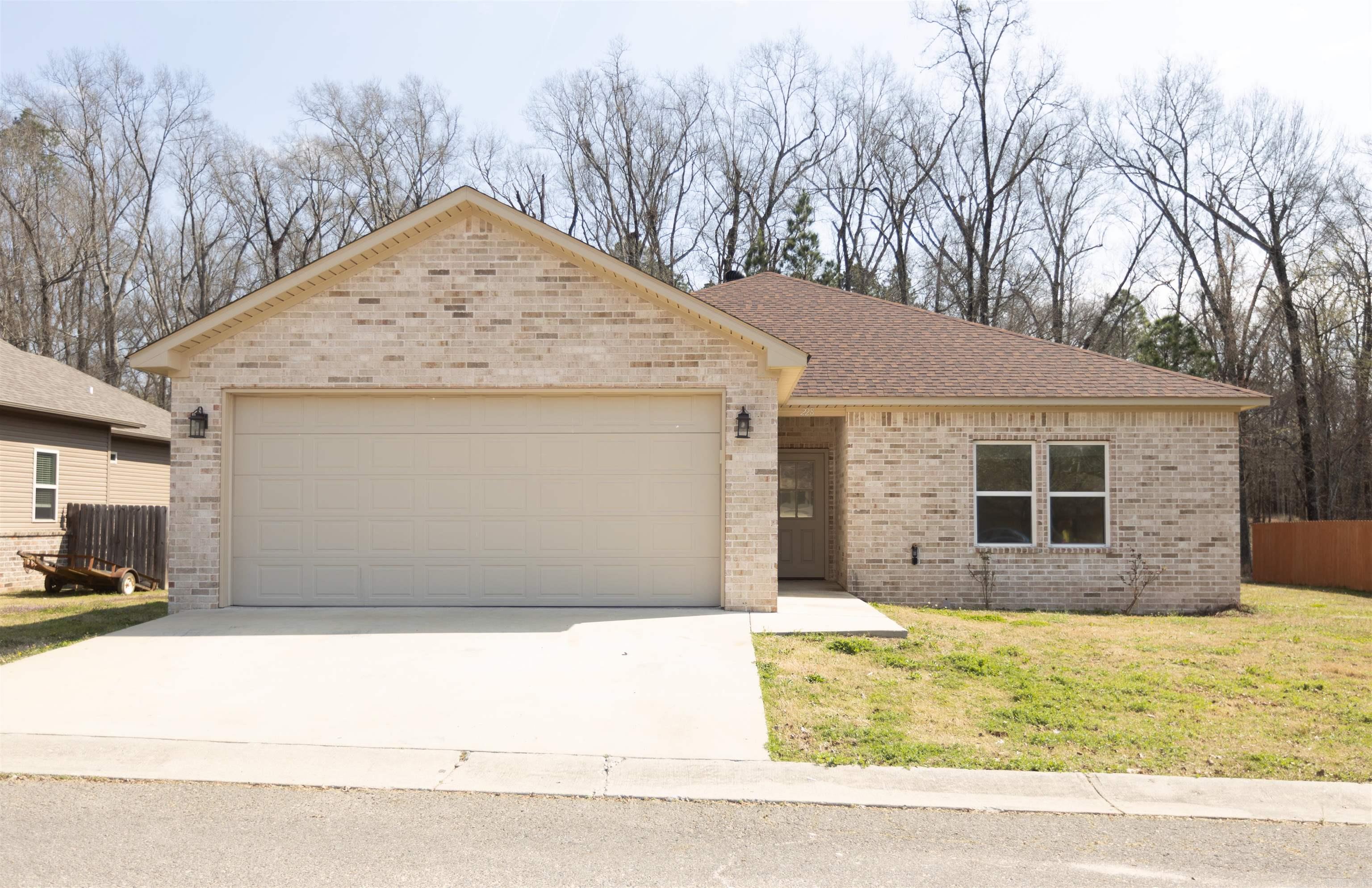 228 Fox Chase  Hot Springs, AR