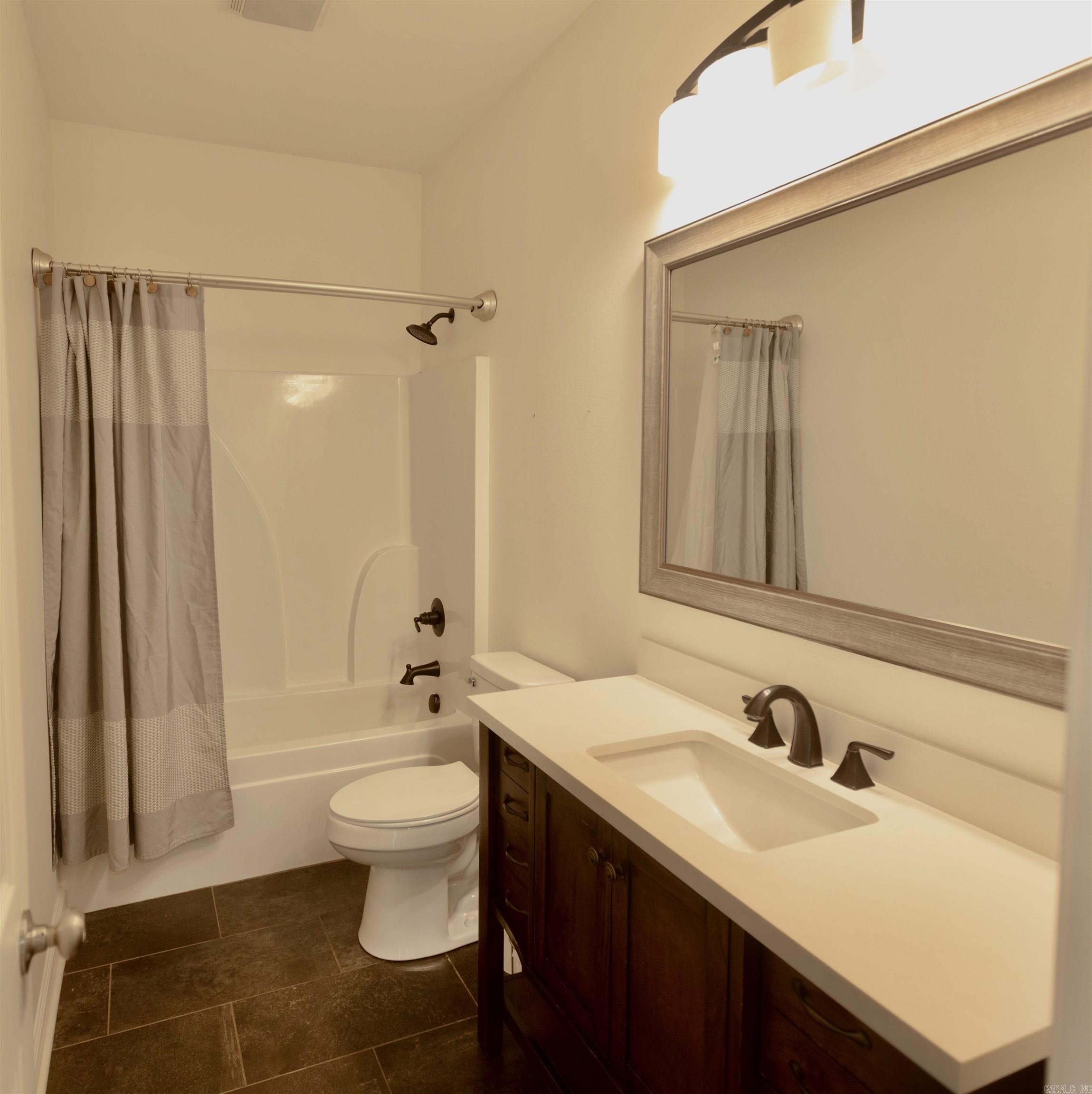 228 Fox Chase  Hot Springs, AR